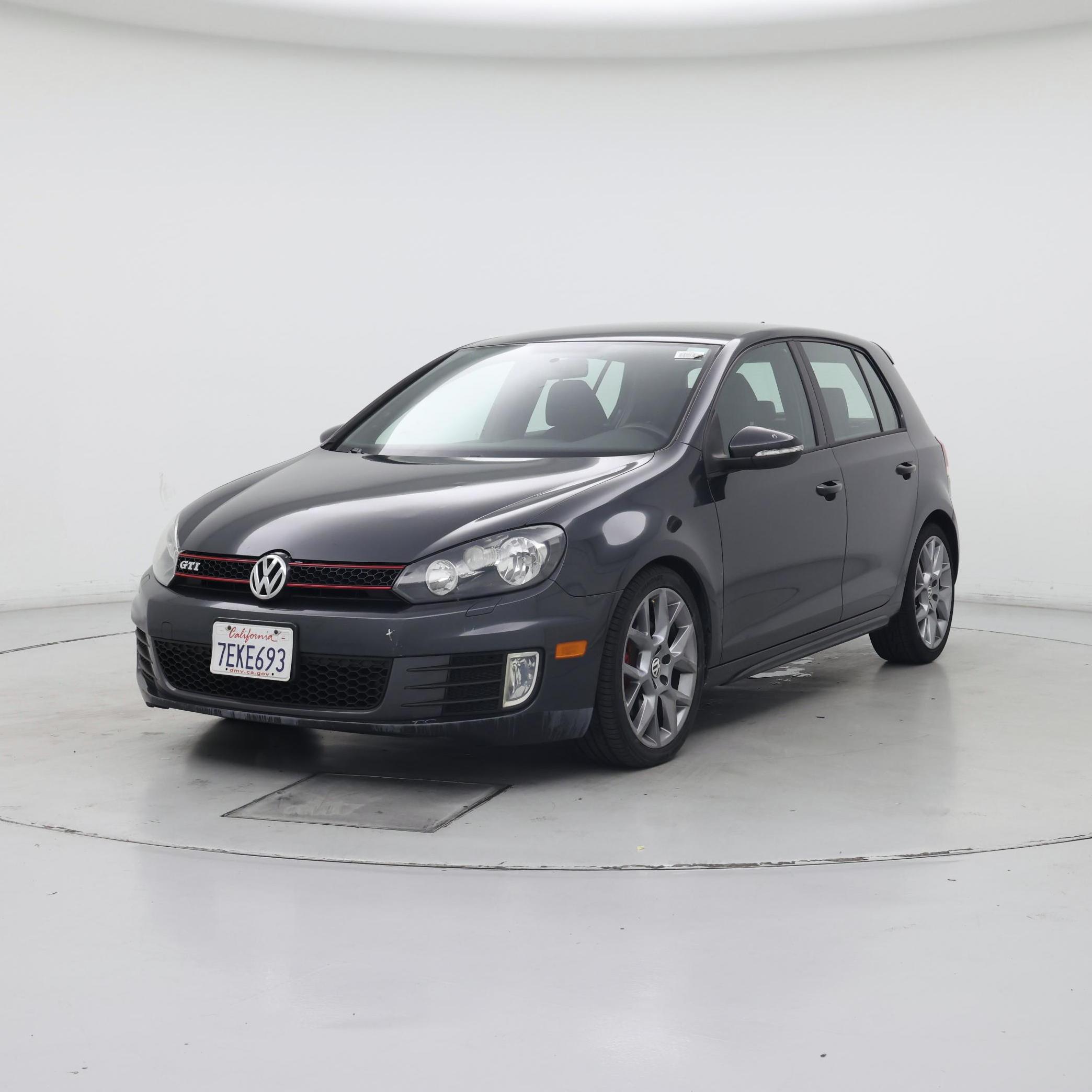 Thumbnail: 2014 Volkswagen Golf - 4