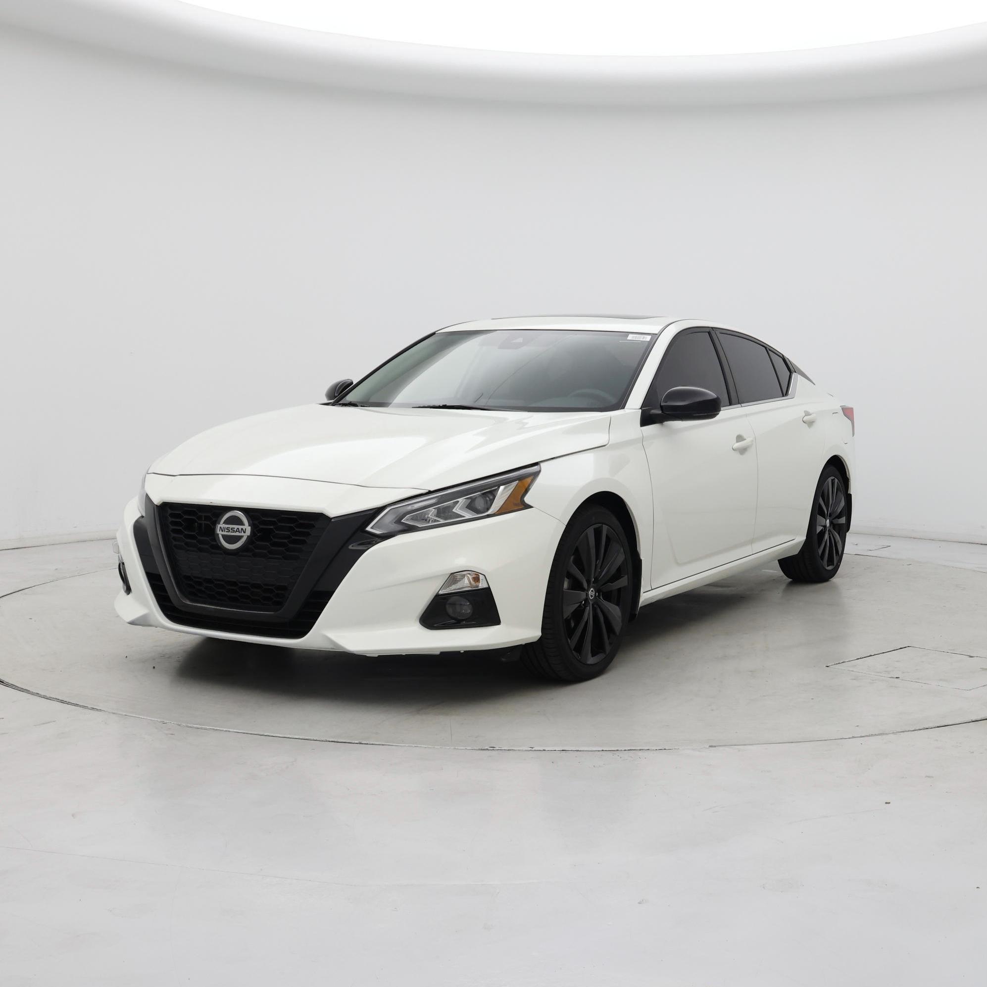 Thumbnail: 2022 Nissan Altima - 4