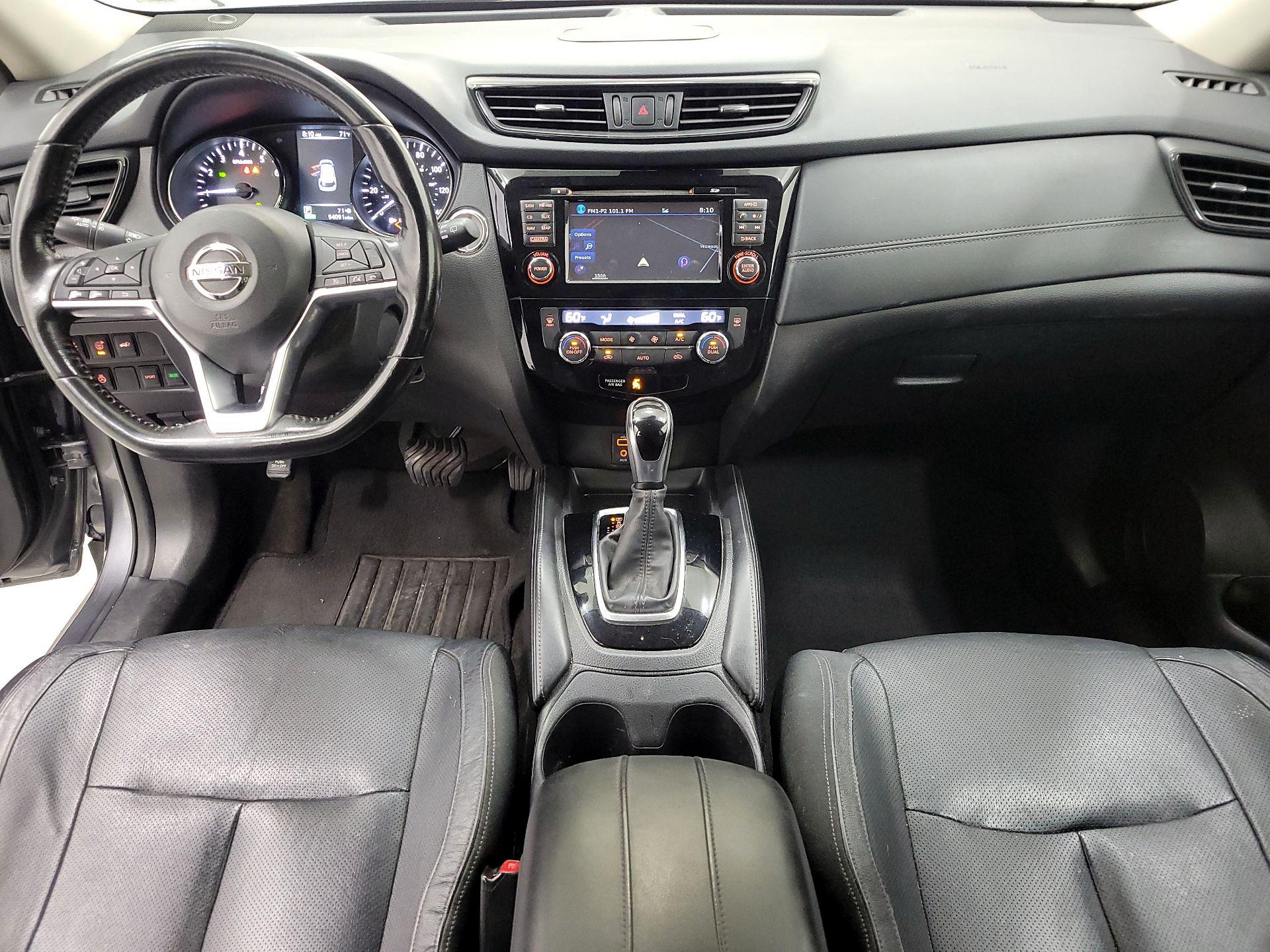Thumbnail: 2017 Nissan Rogue - 9
