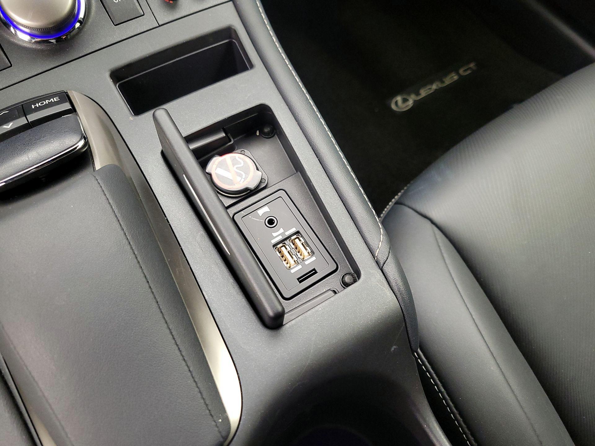 Thumbnail: 2014 Lexus CT - 19