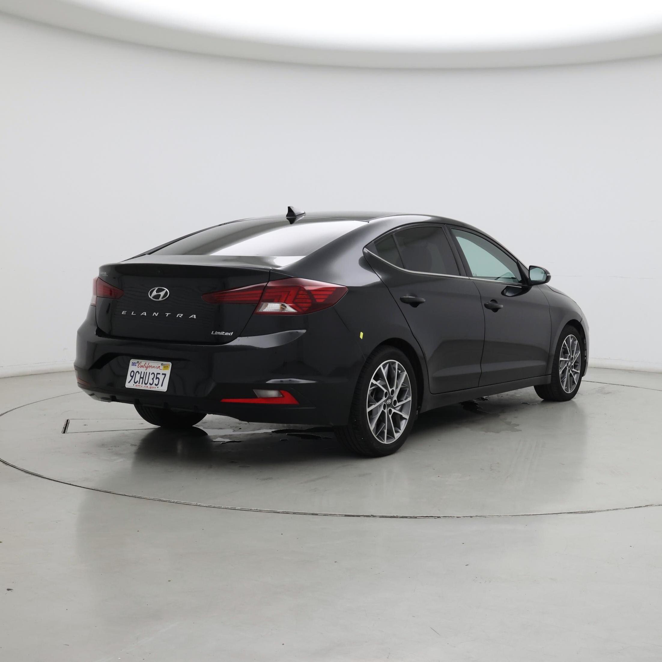 Thumbnail: 2020 Hyundai Elantra - 8