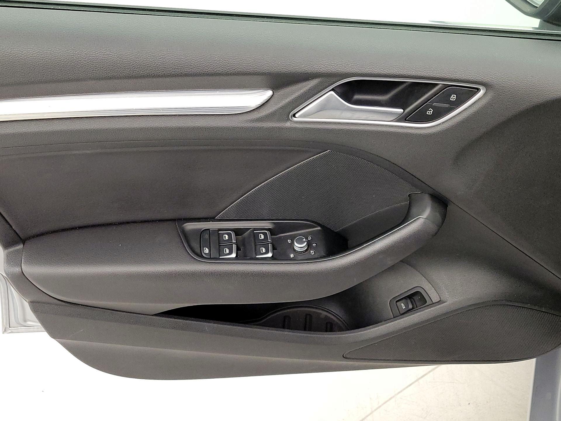 Thumbnail: 2015 Audi A3 - 12