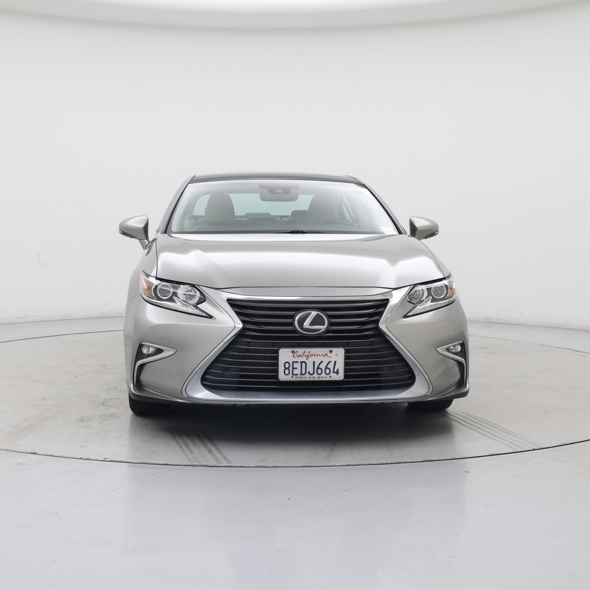 Thumbnail: 2018 Lexus ES - 5