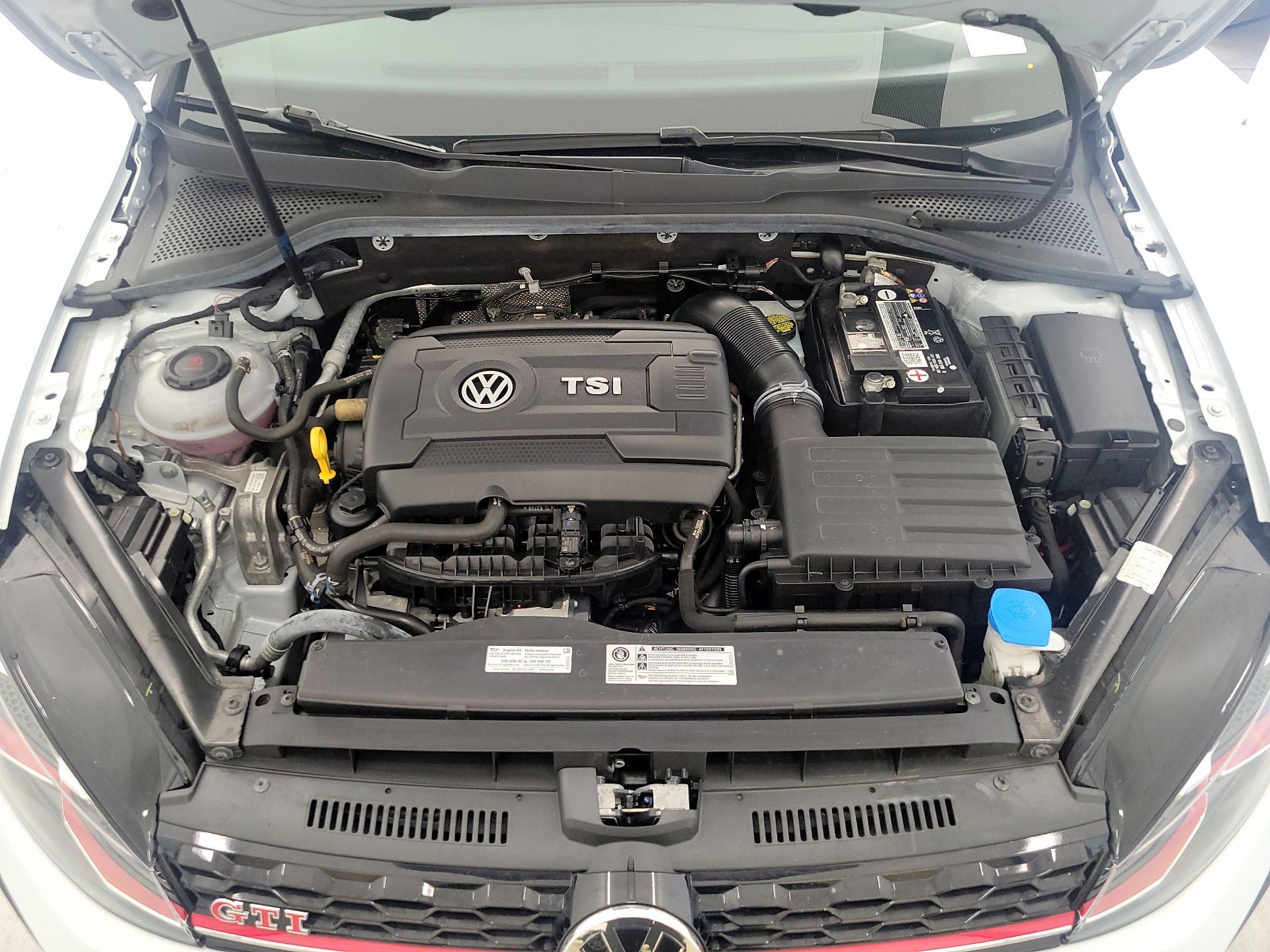 Thumbnail: 2019 Volkswagen Golf - 19