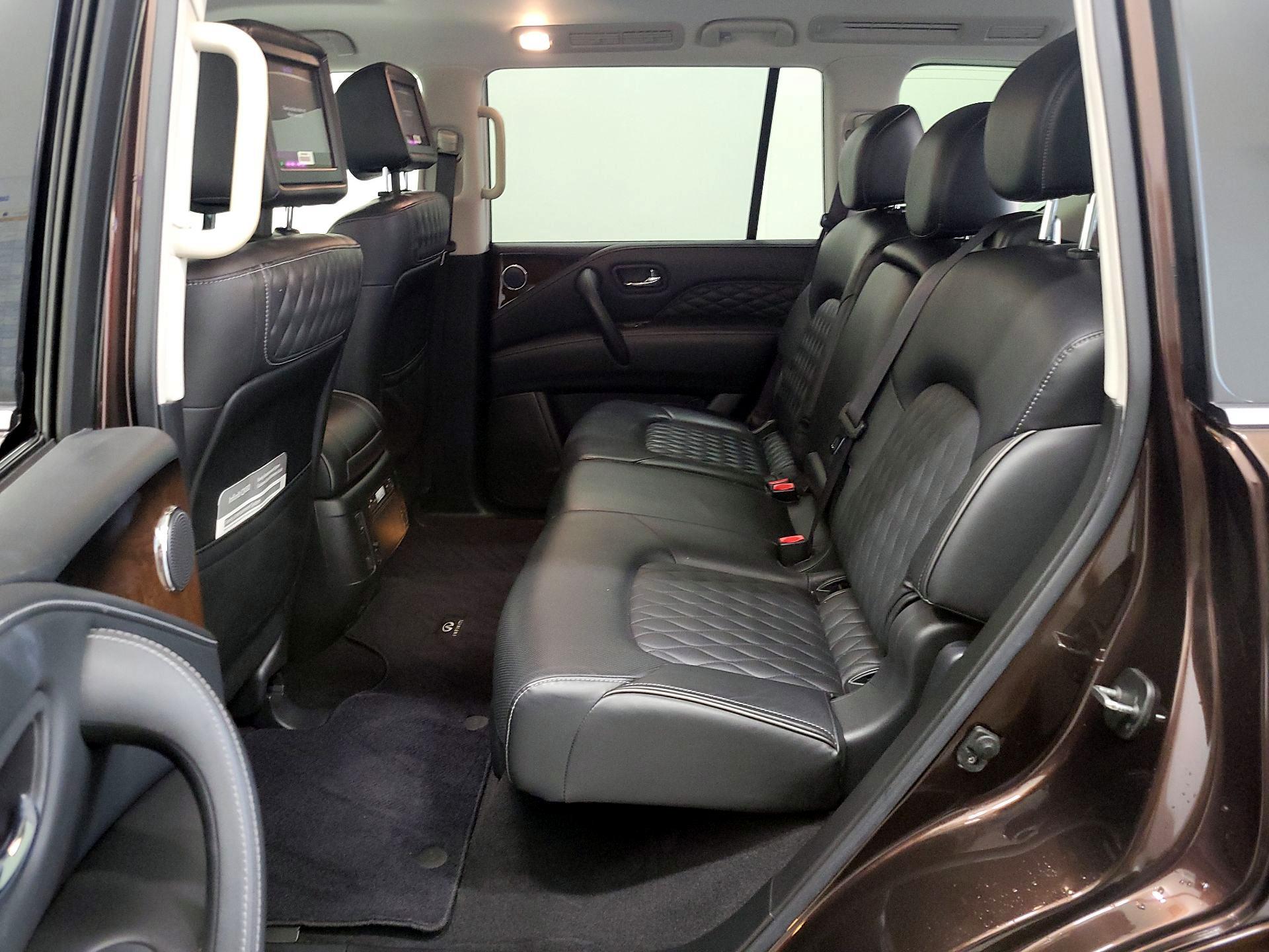 Thumbnail: 2019 INFINITI QX80 - 17