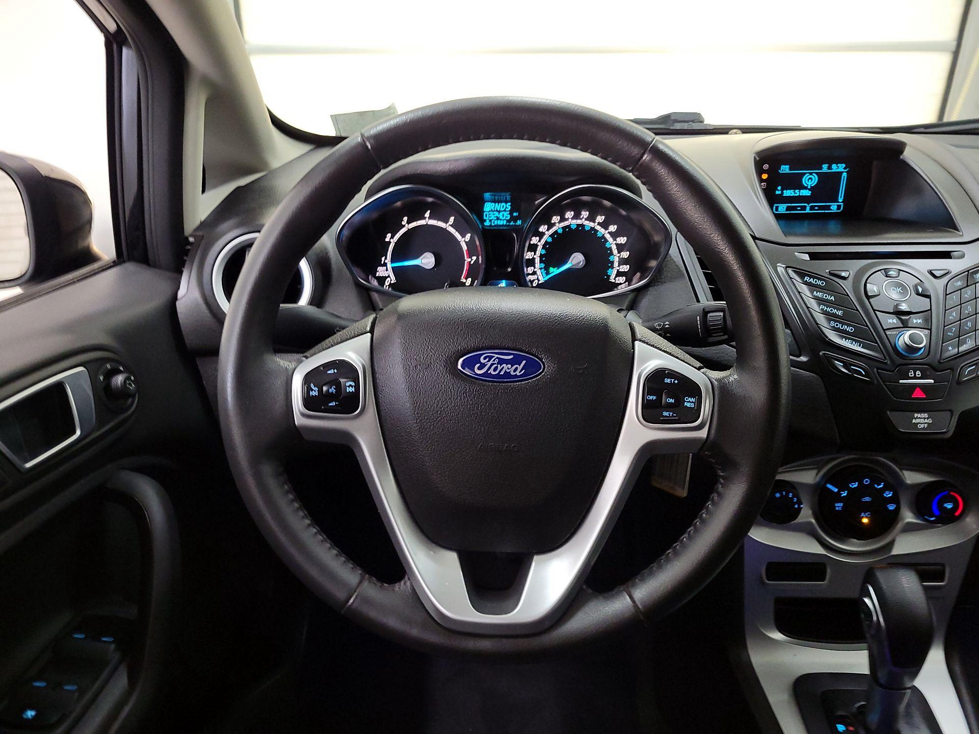 Thumbnail: 2016 Ford Fiesta - 10