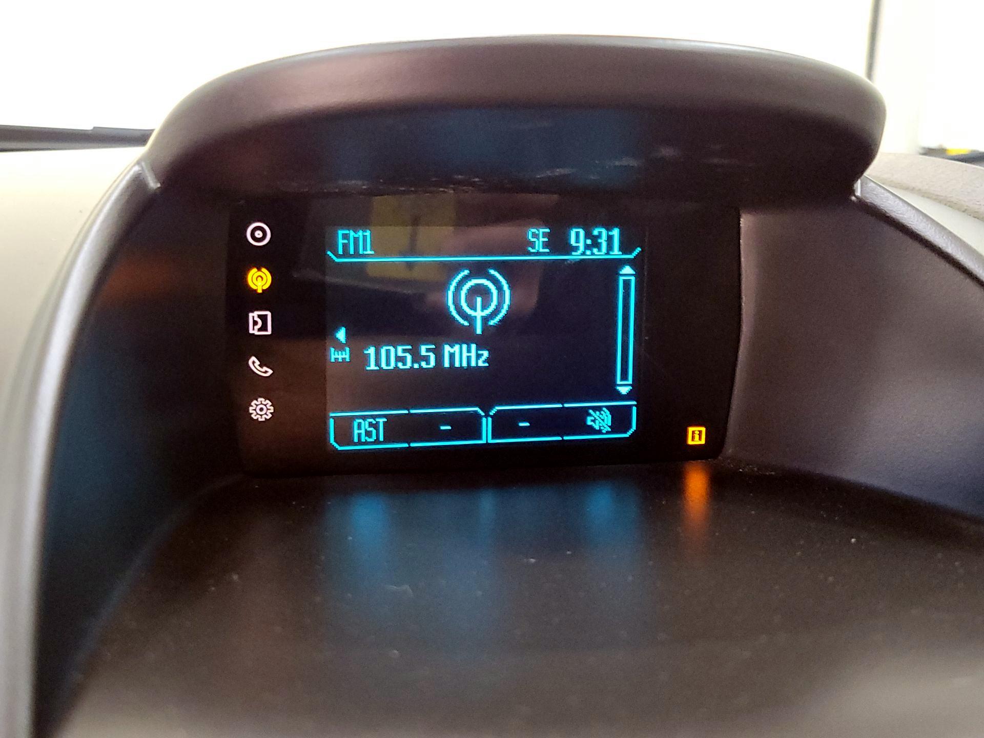 Thumbnail: 2016 Ford Fiesta - 14