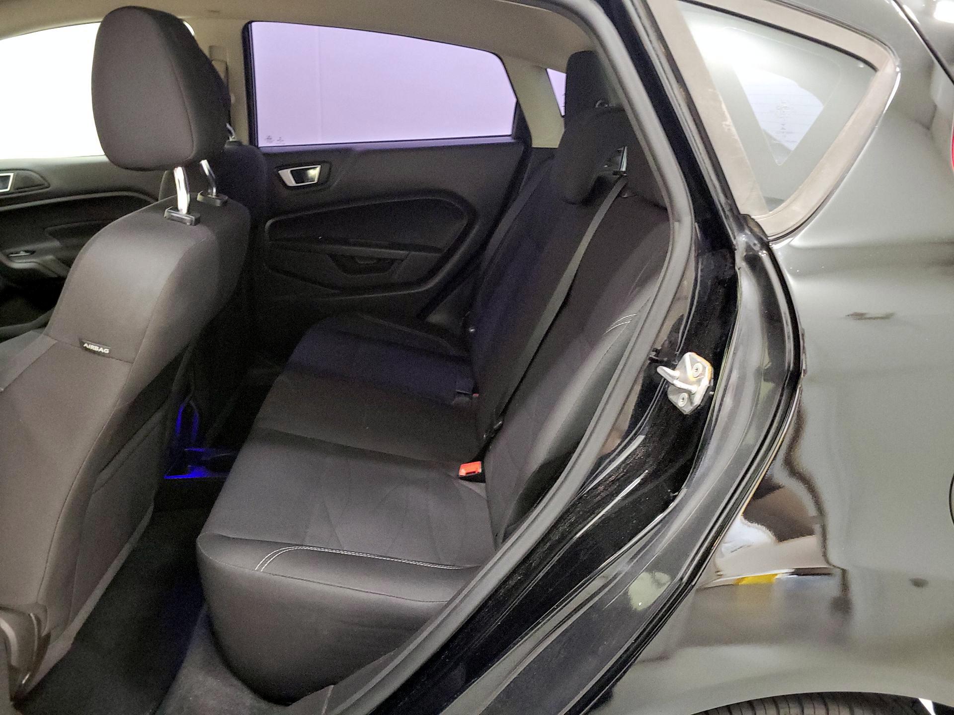 Thumbnail: 2016 Ford Fiesta - 18