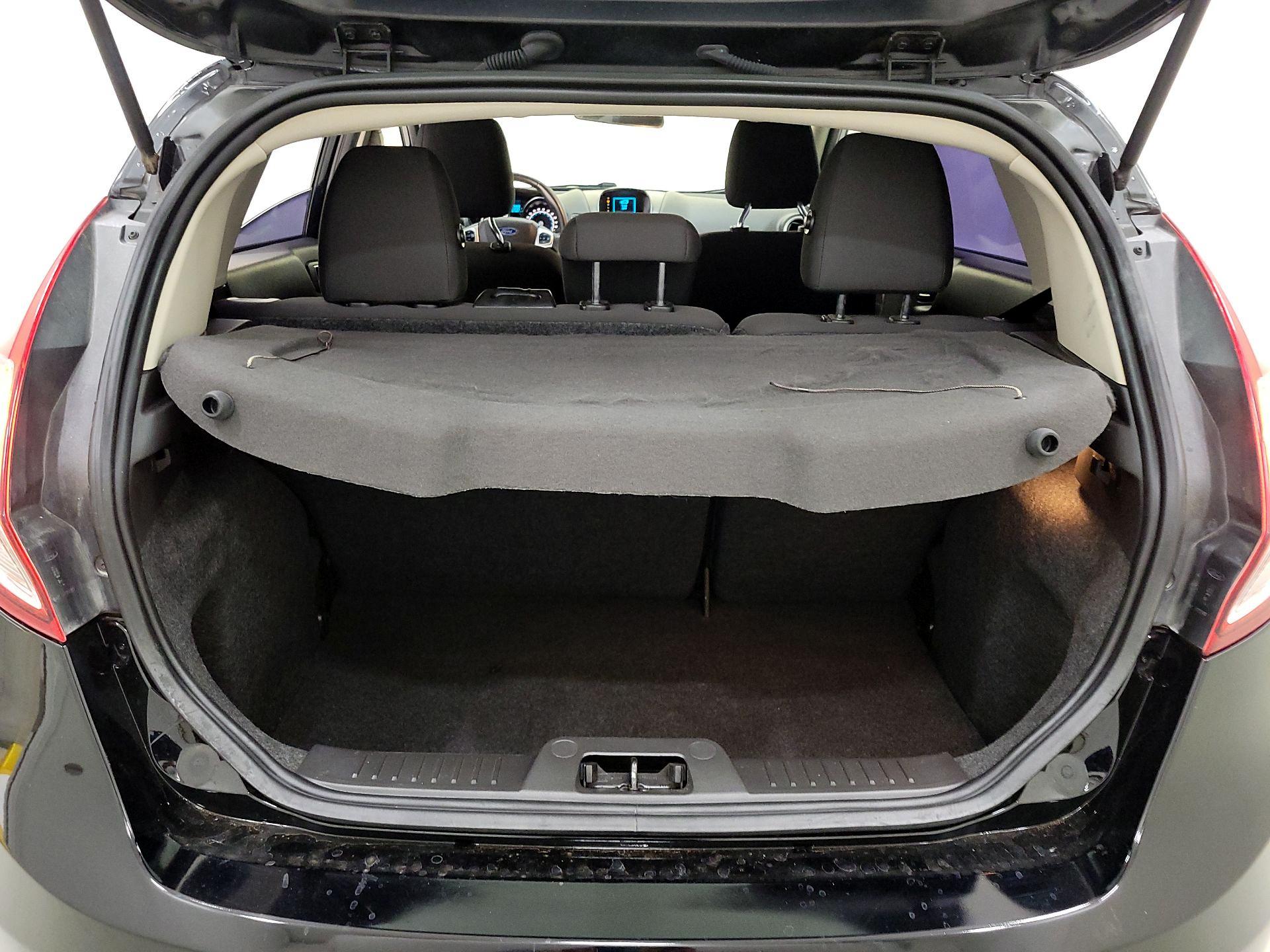 Thumbnail: 2016 Ford Fiesta - 19