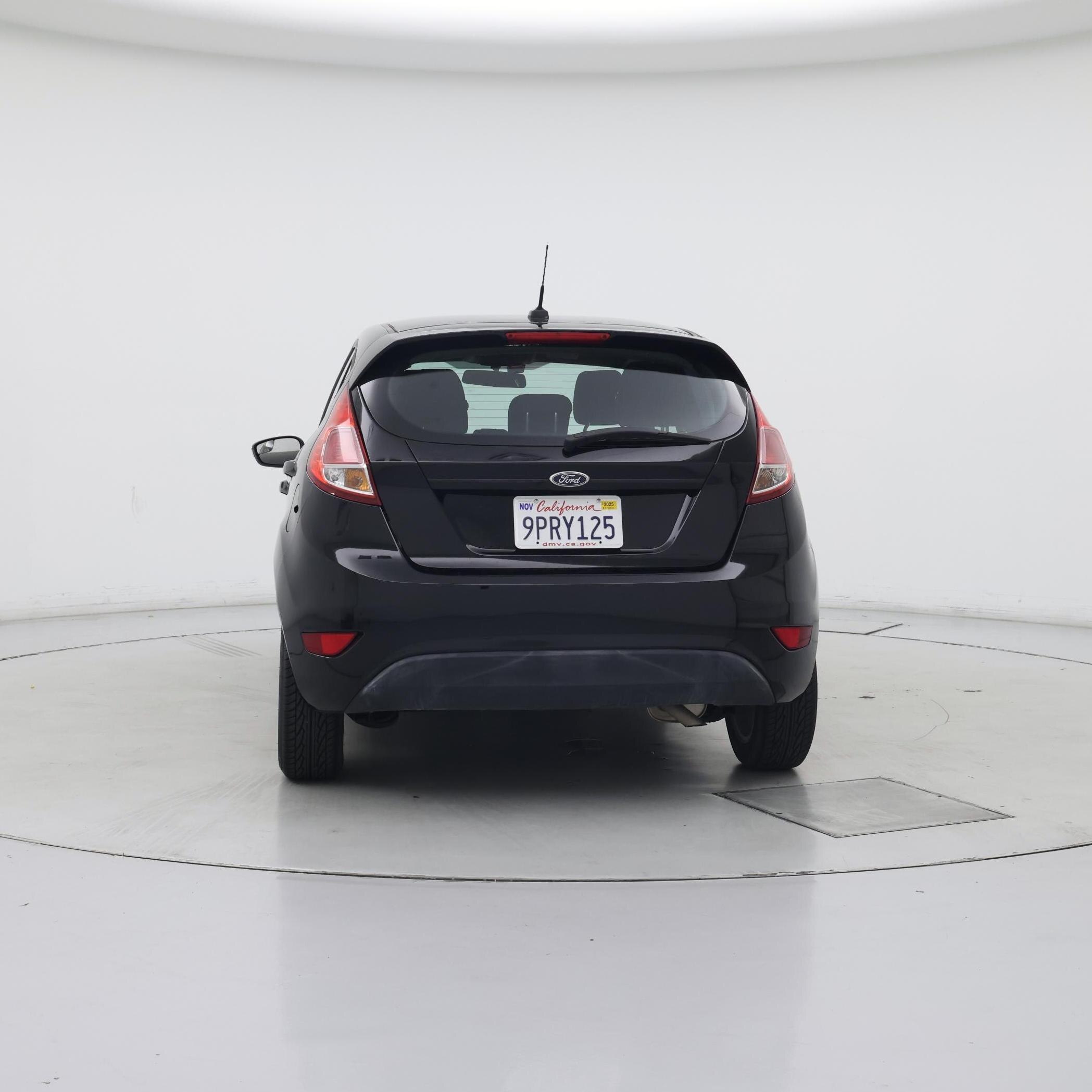 Thumbnail: 2016 Ford Fiesta - 6