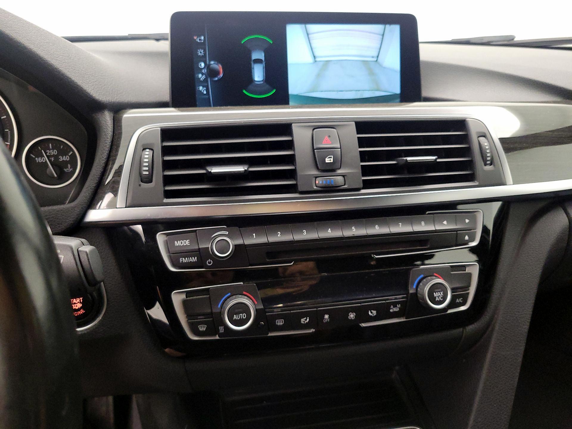 Thumbnail: 2017 BMW 3 Series - 15