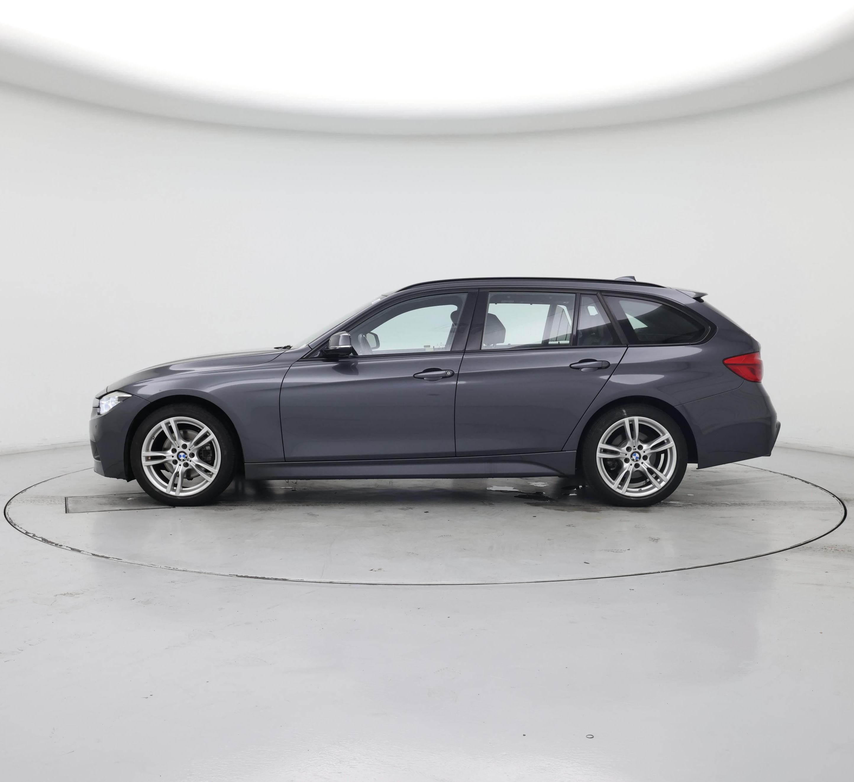 Thumbnail: 2017 BMW 3 Series - 3