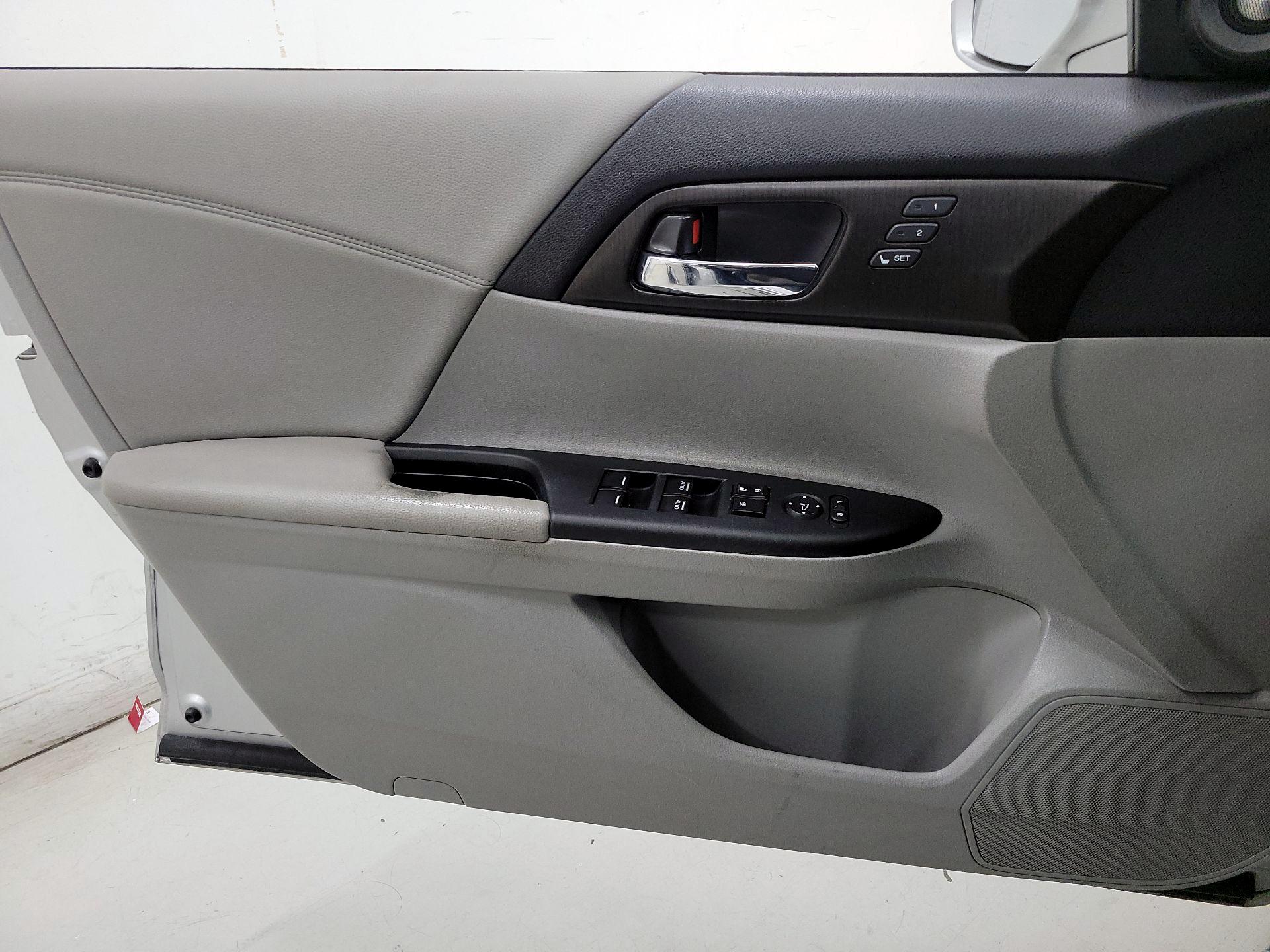 Thumbnail: 2014 Honda Accord - 12