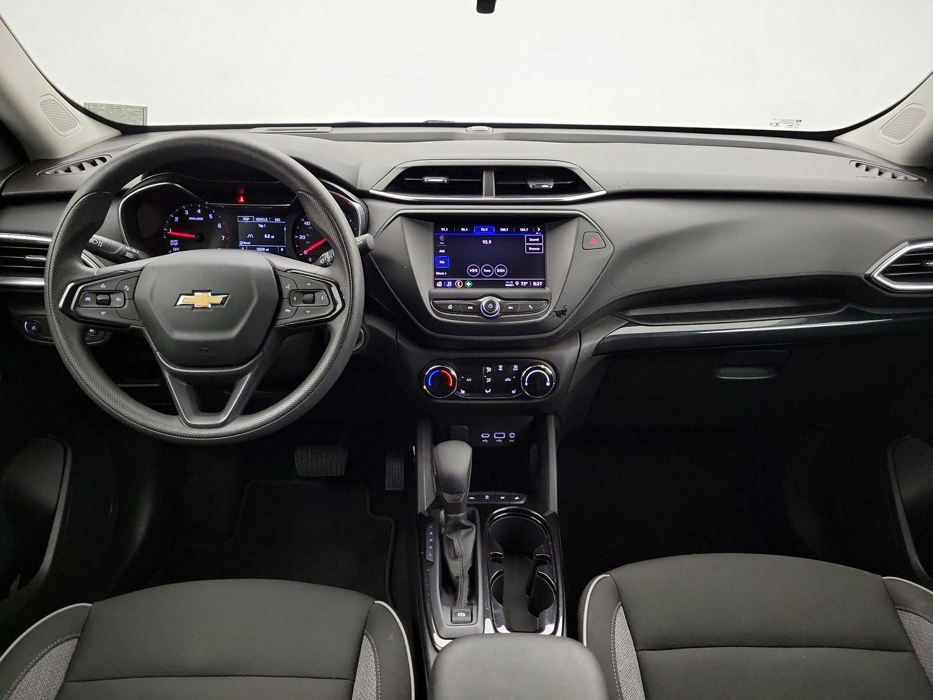 Thumbnail: 2023 Chevrolet TrailBlazer - 9