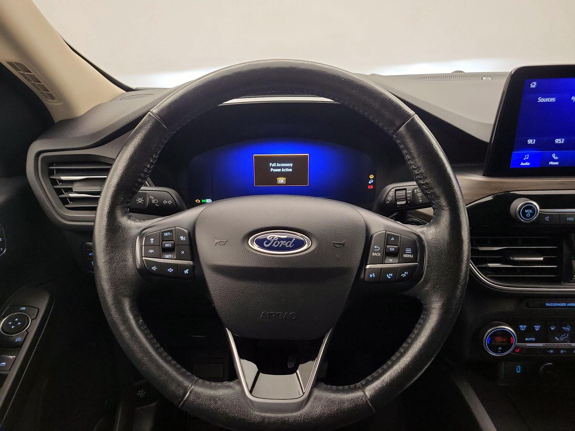 Thumbnail: 2020 Ford Escape - 10