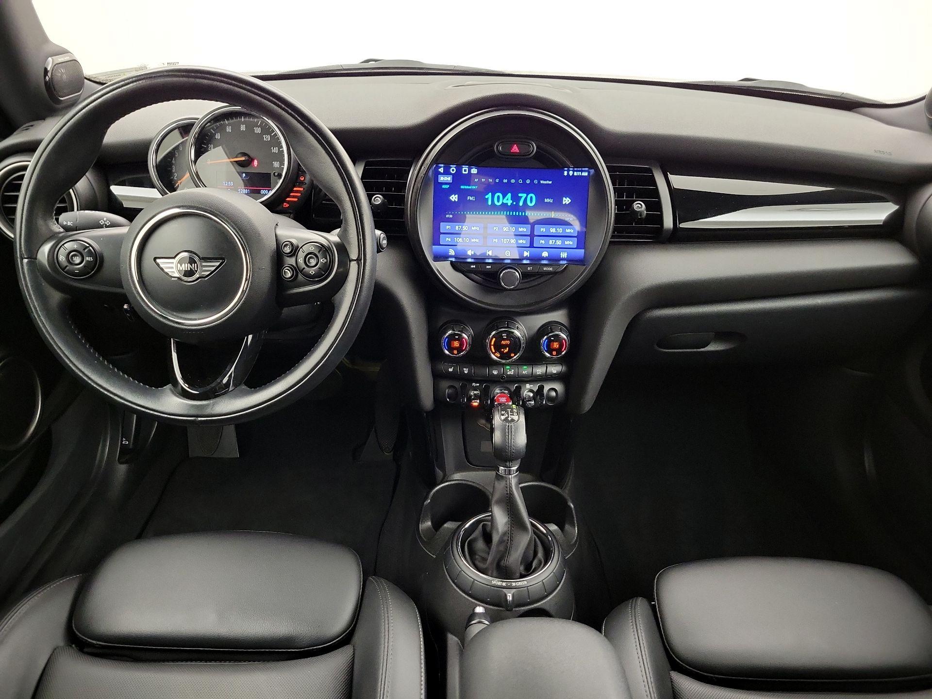 Thumbnail: 2015 MINI Cooper Hardtop - 9