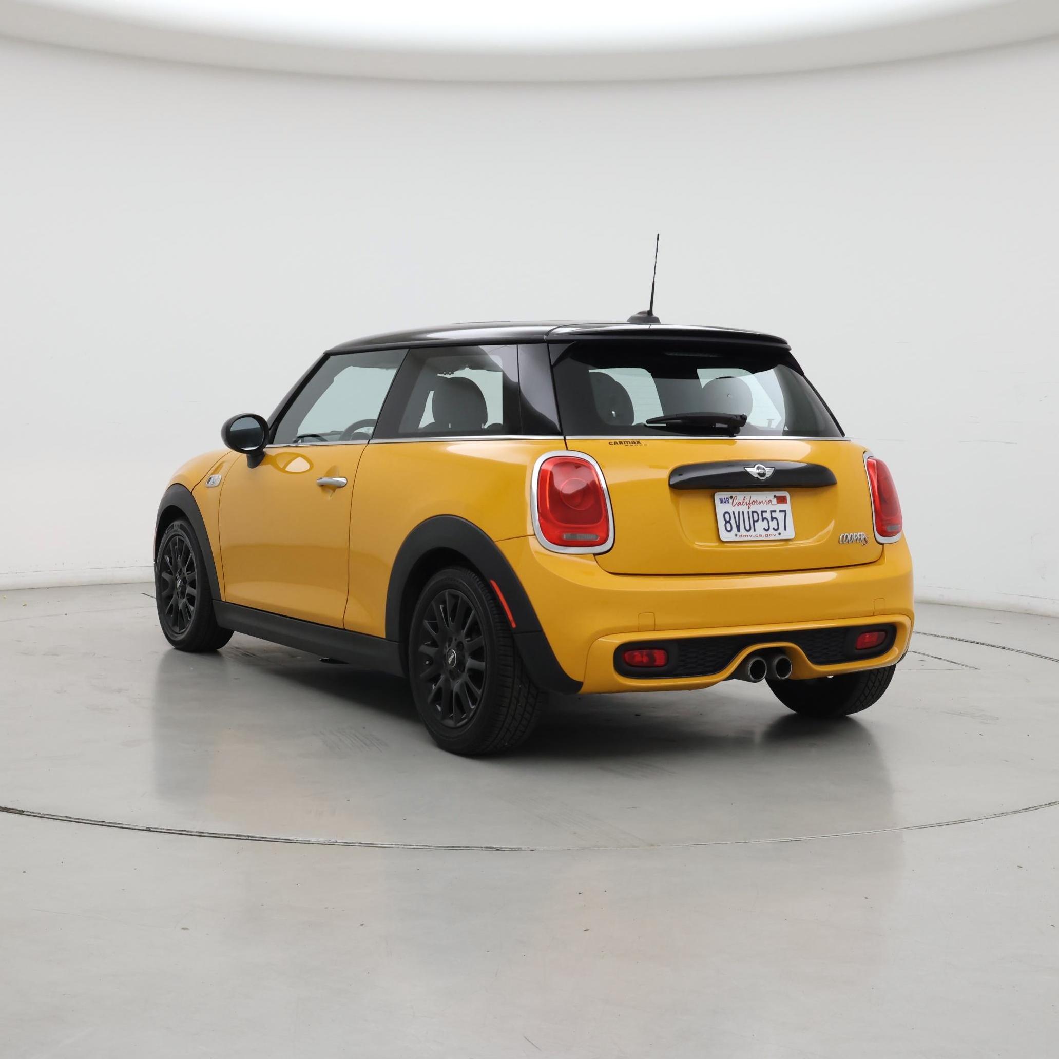 Thumbnail: 2015 MINI Cooper Hardtop - 2