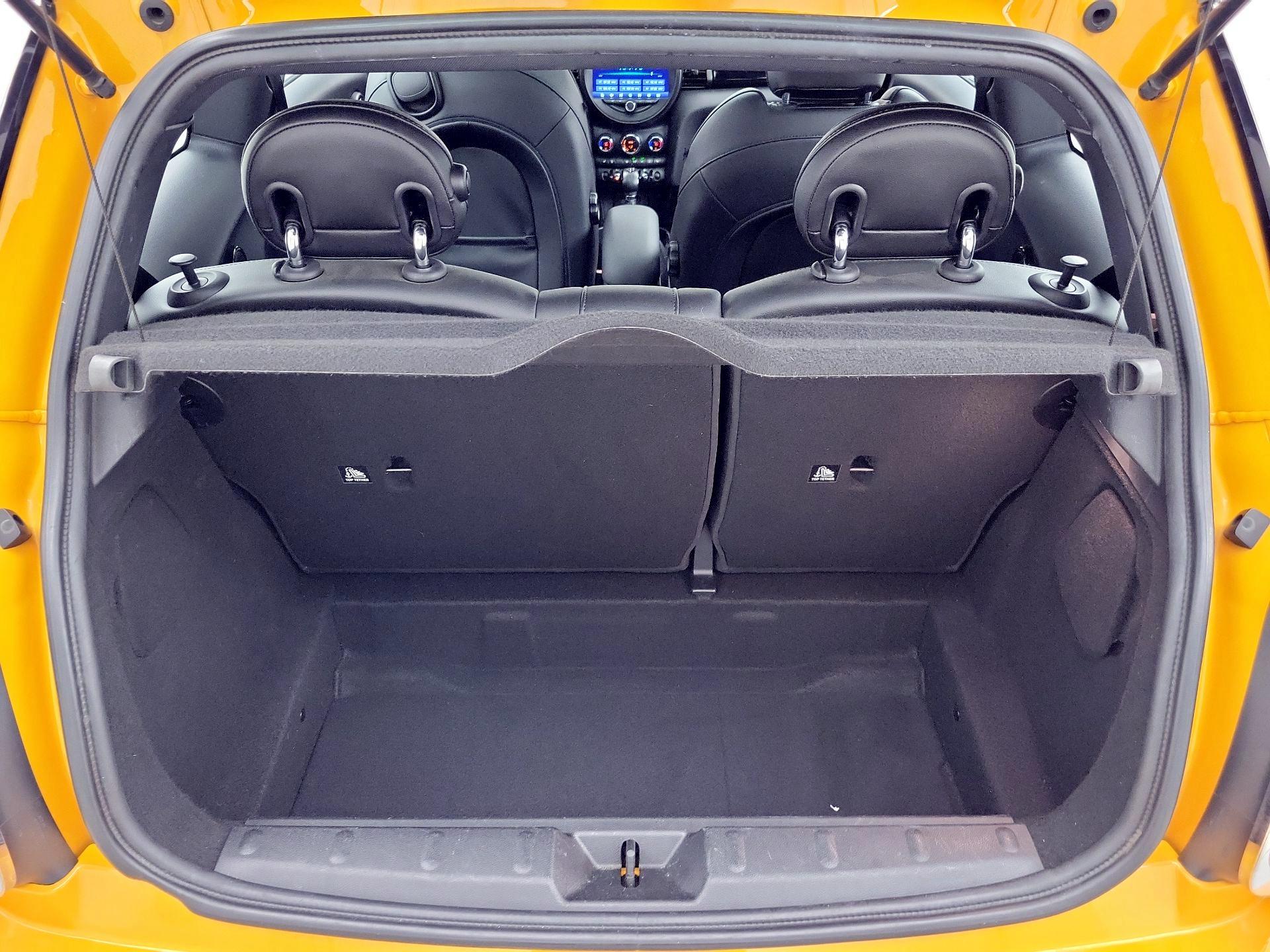 Thumbnail: 2015 MINI Cooper Hardtop - 20