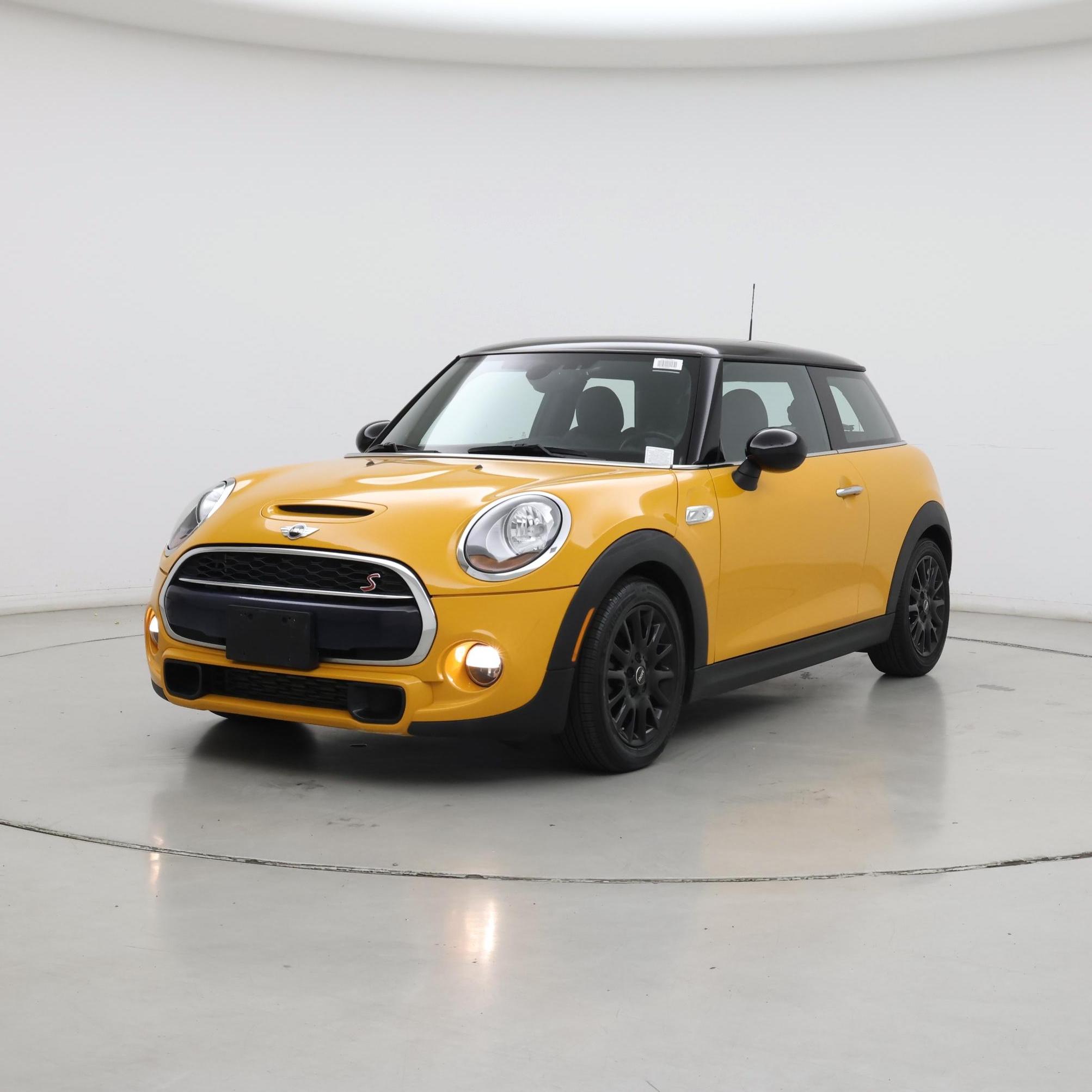 Thumbnail: 2015 MINI Cooper Hardtop - 4