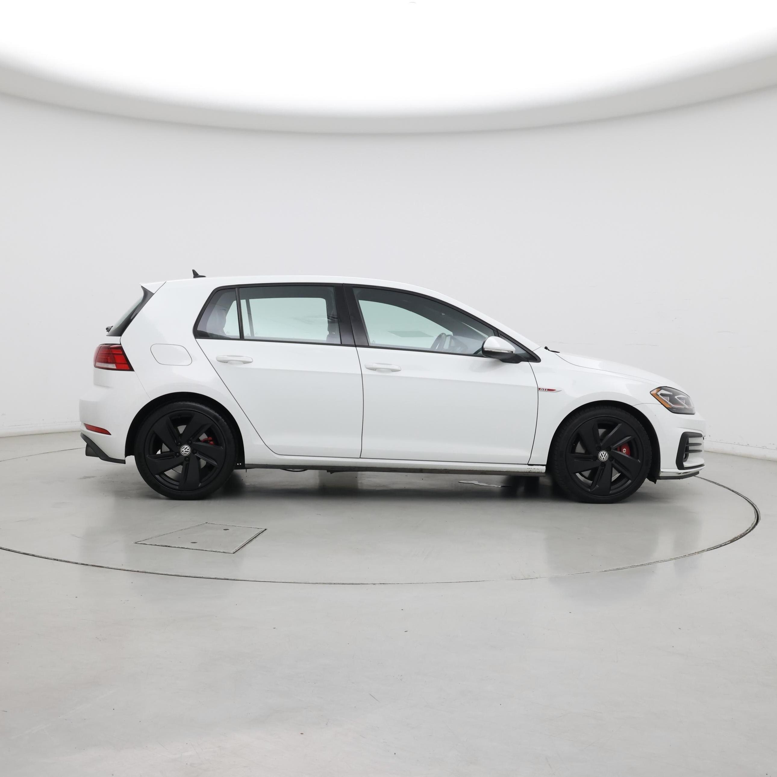 Thumbnail: 2018 Volkswagen Golf - 7