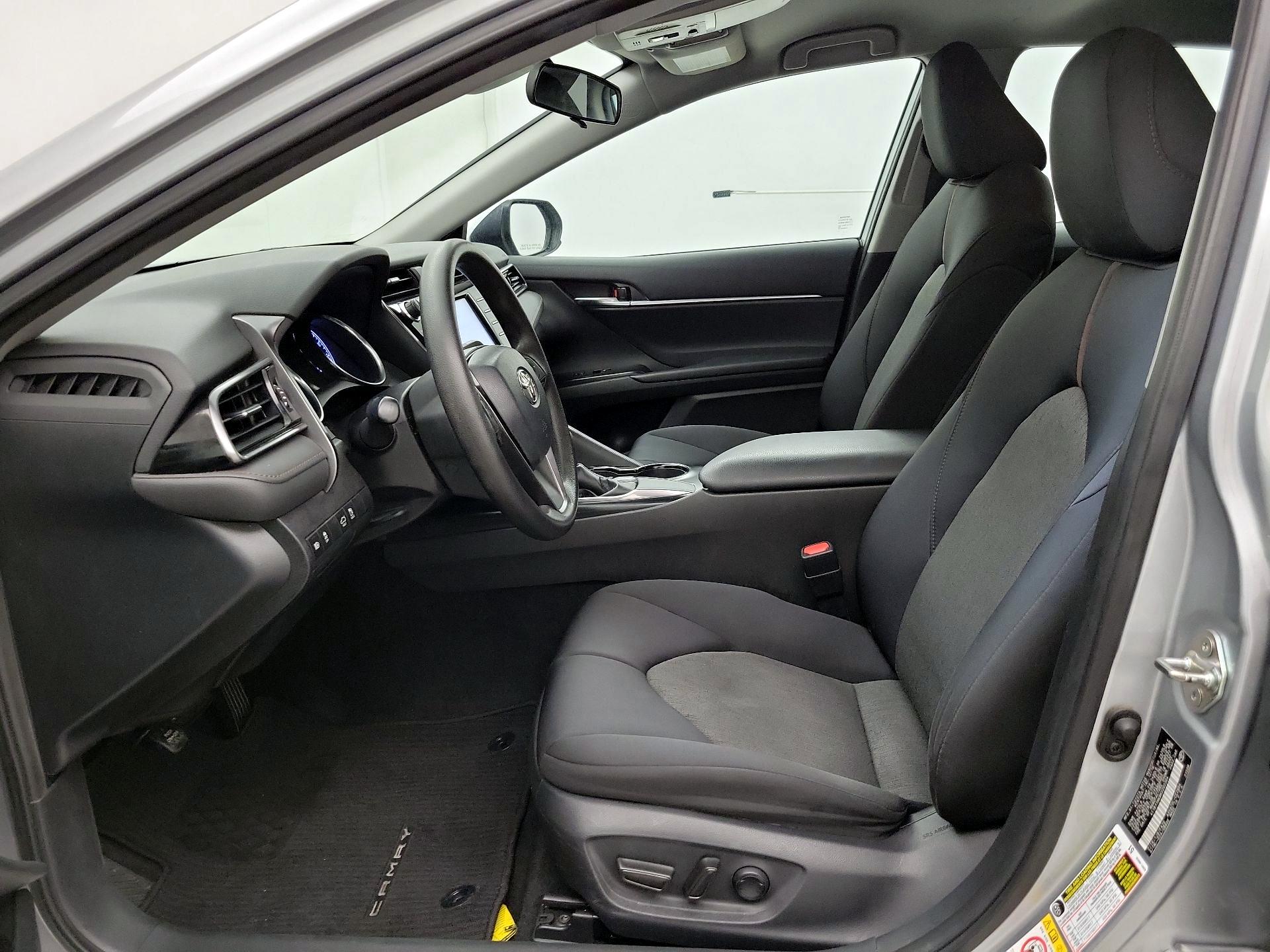 Thumbnail: 2019 Toyota Camry - 11