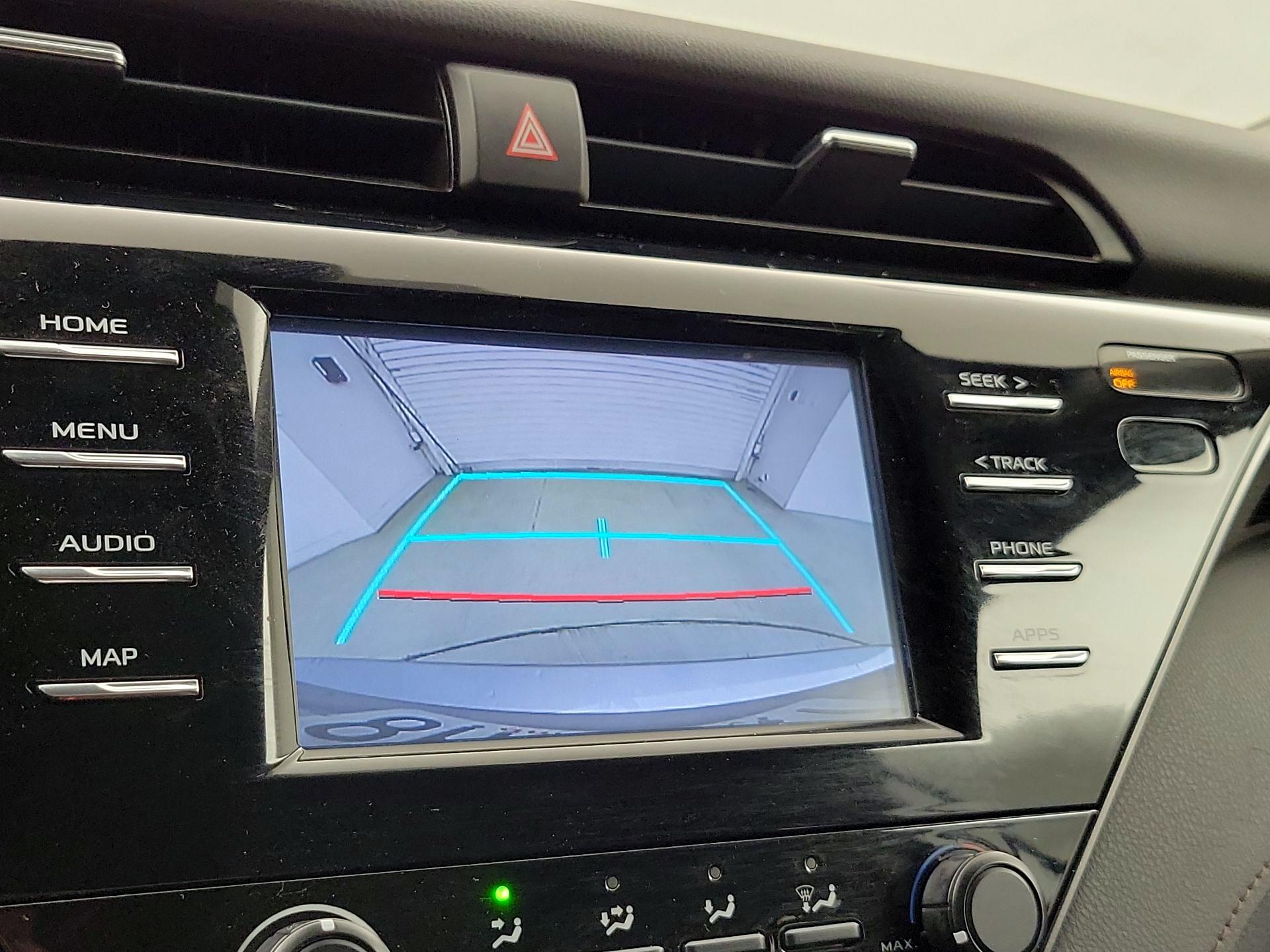 Thumbnail: 2019 Toyota Camry - 14