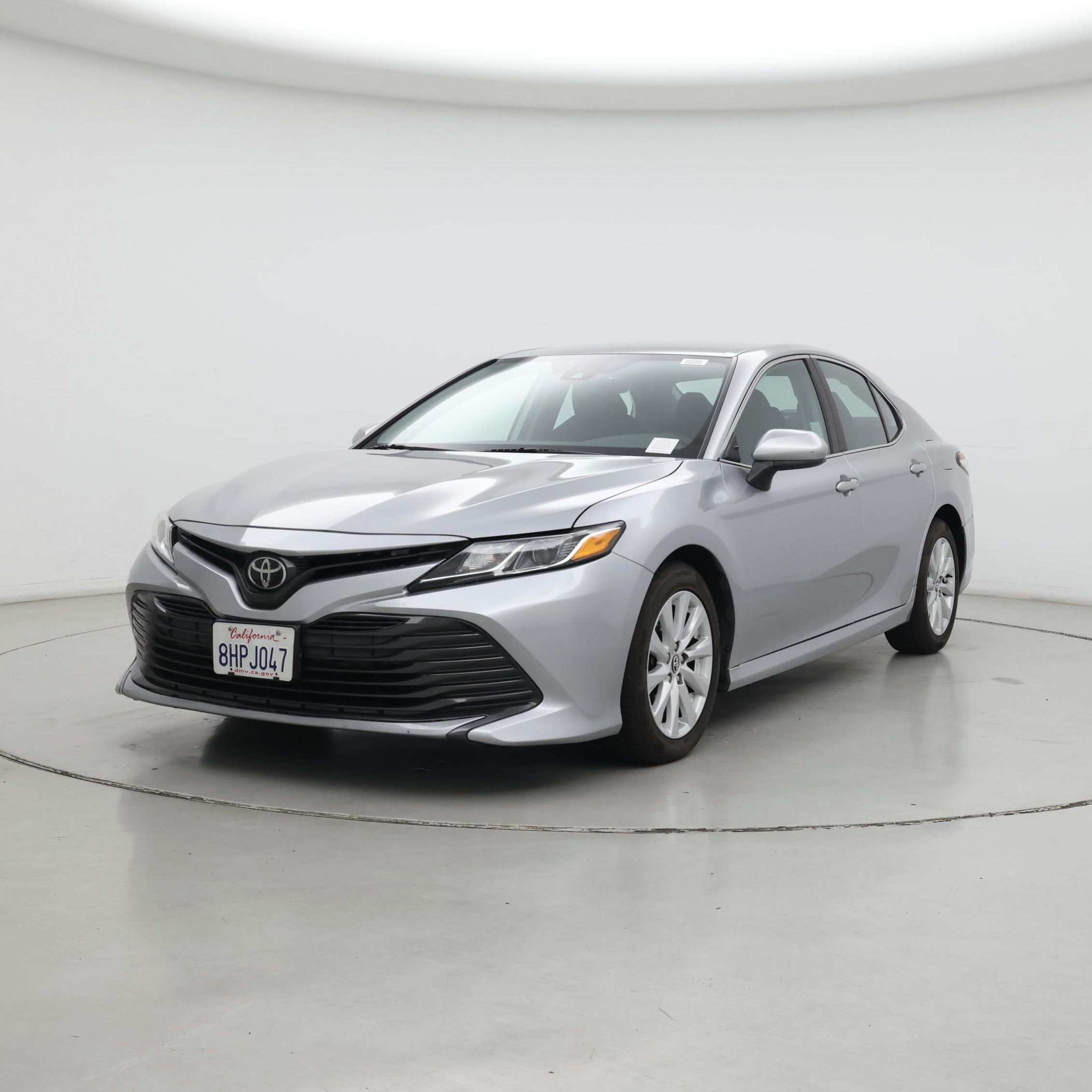Thumbnail: 2019 Toyota Camry - 4