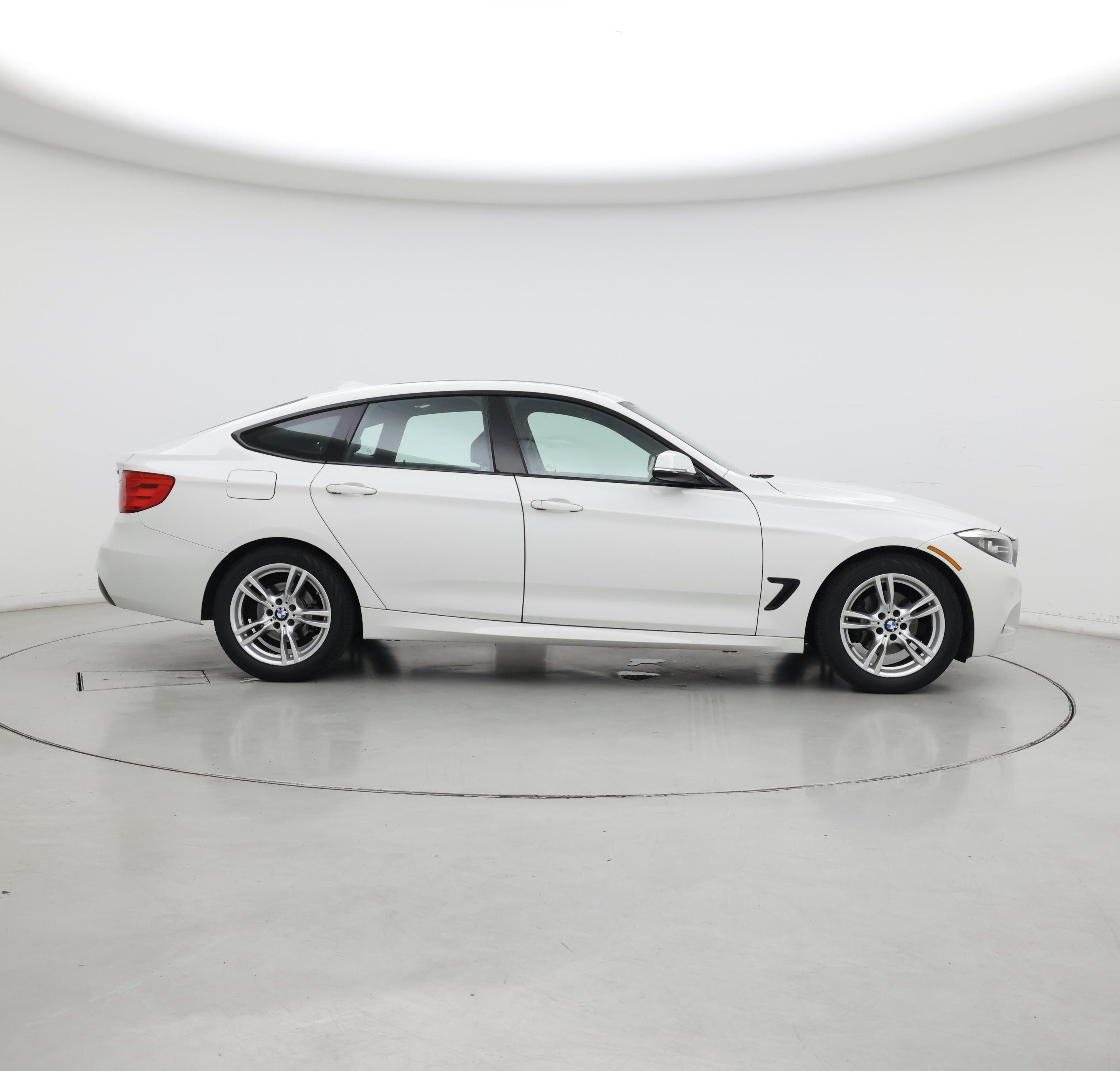 Thumbnail: 2015 BMW 3 Series - 7