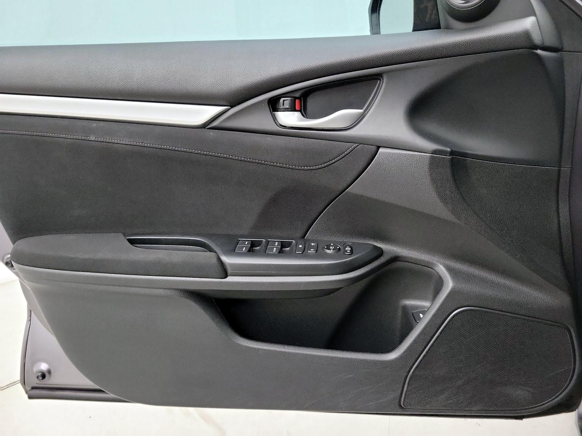Thumbnail: 2019 Honda Civic - 12