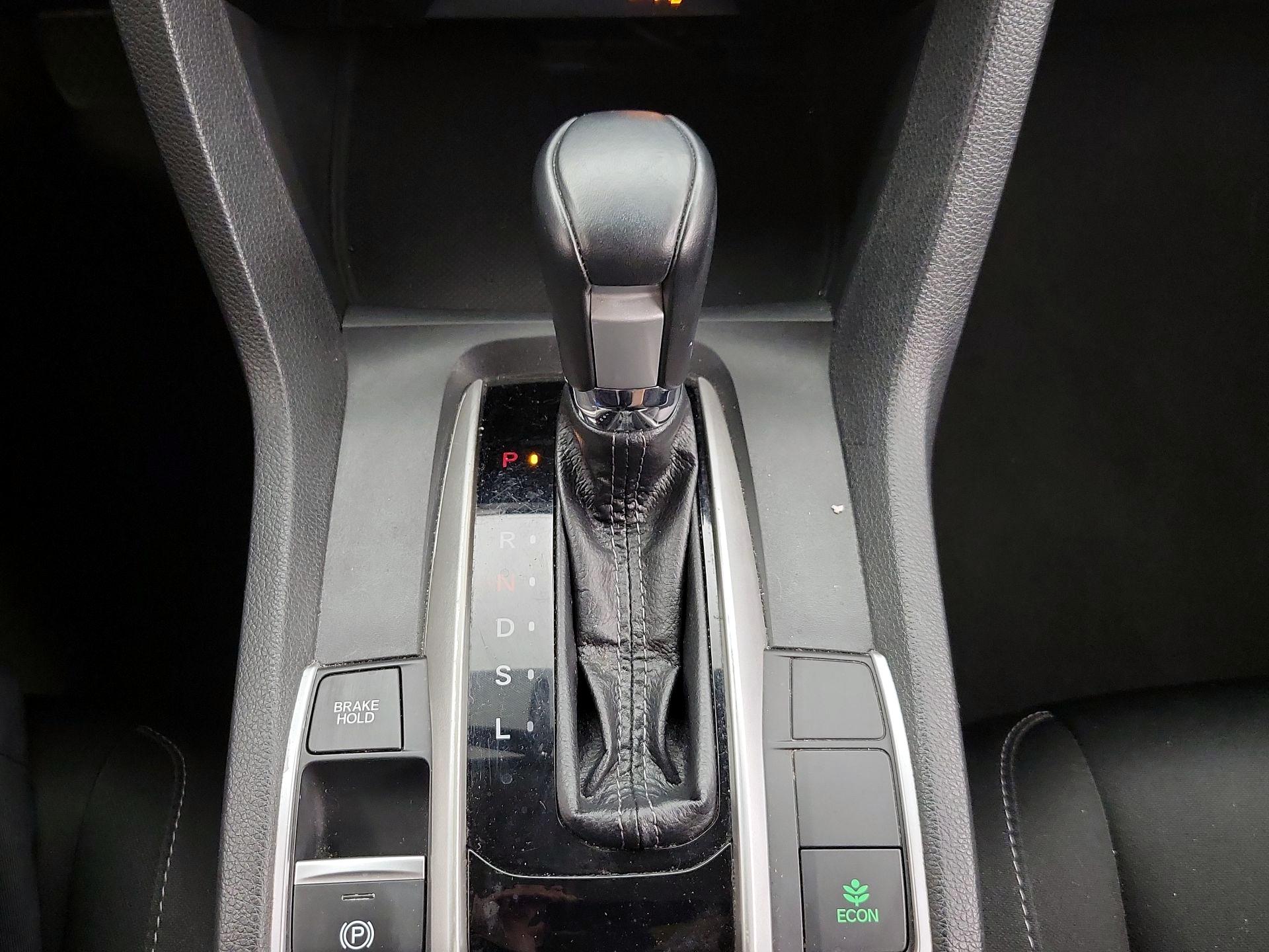 Thumbnail: 2019 Honda Civic - 17