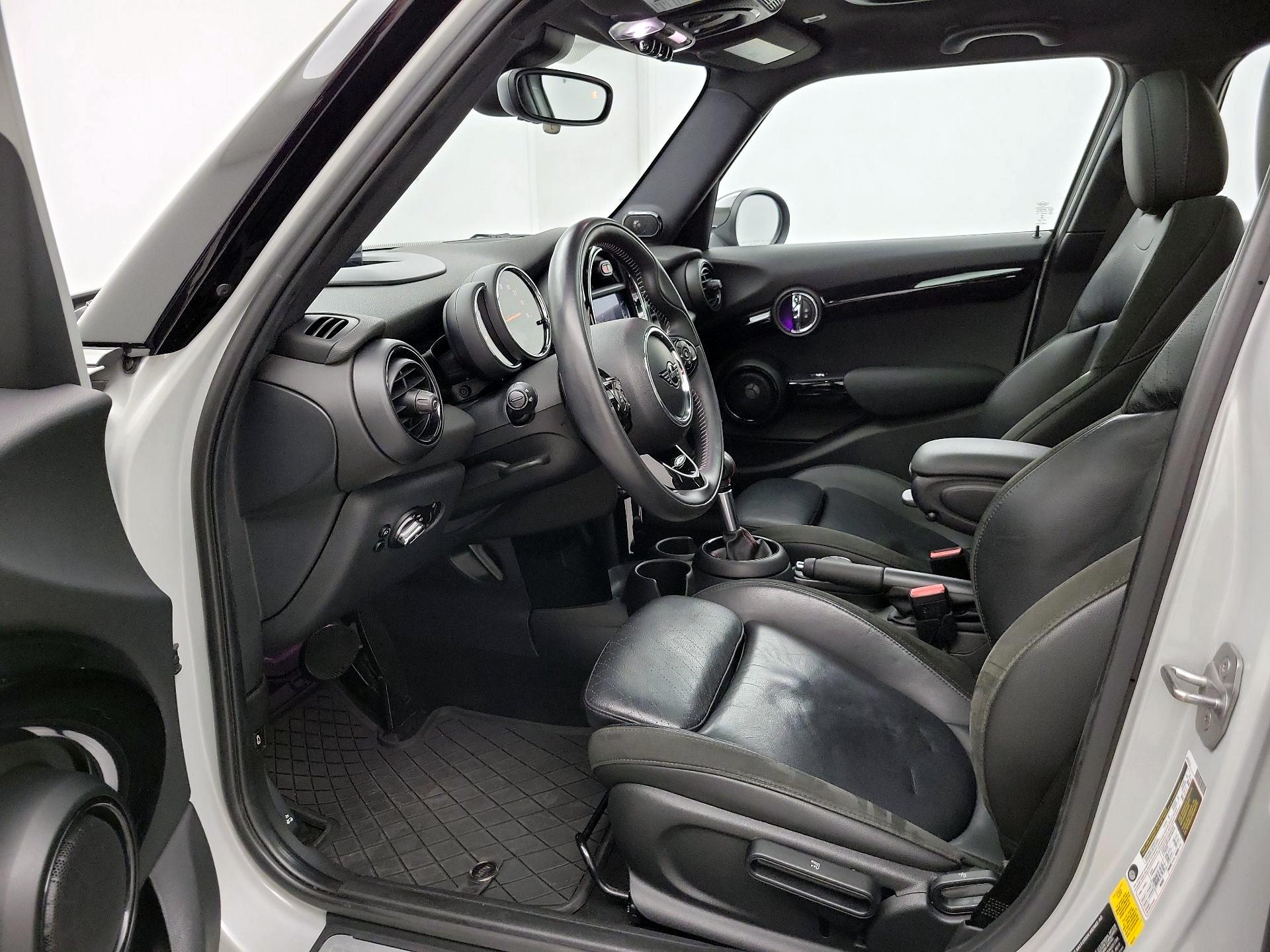 Thumbnail: 2019 MINI Cooper Hardtop - 11