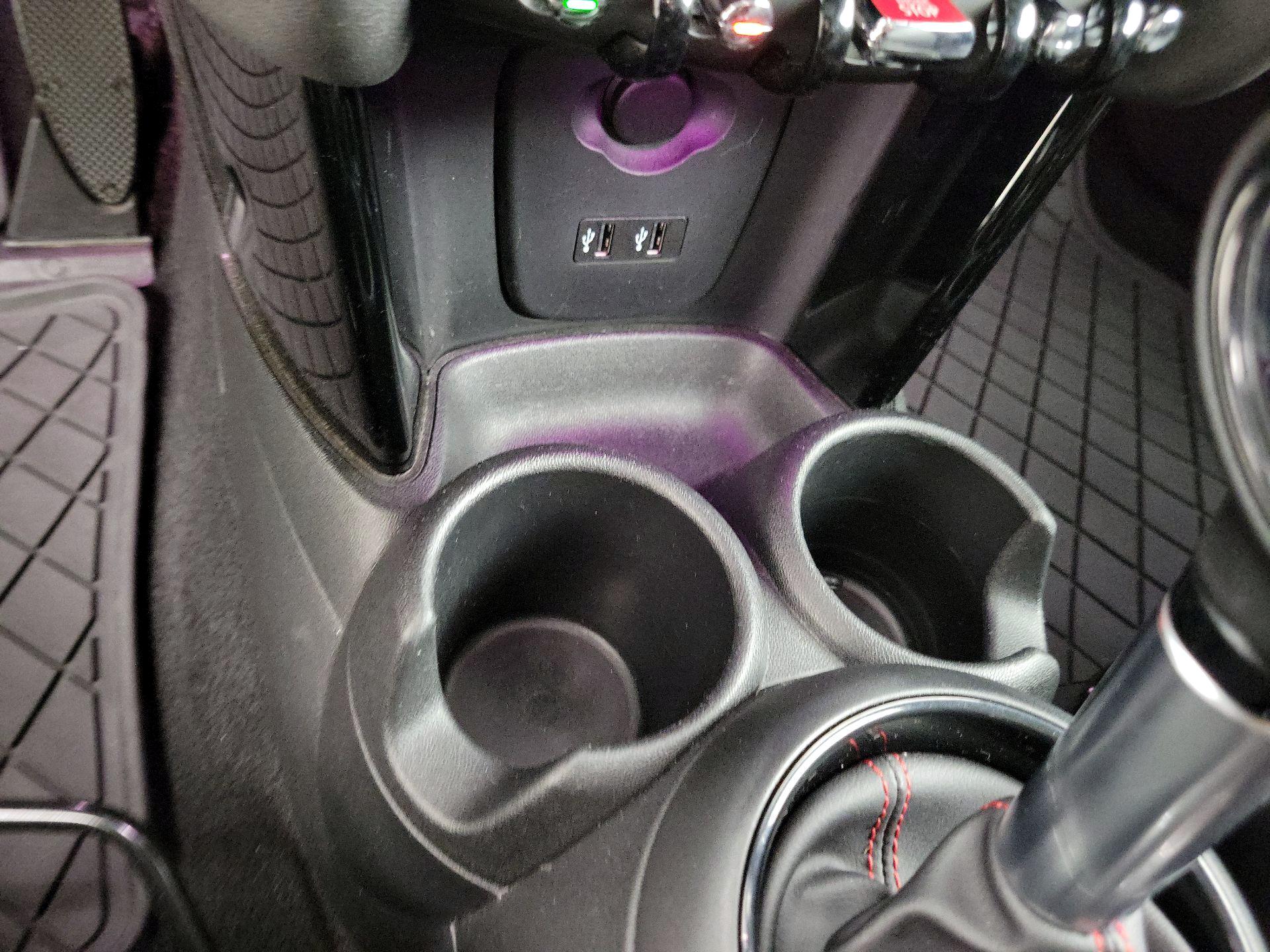 Thumbnail: 2019 MINI Cooper Hardtop - 18