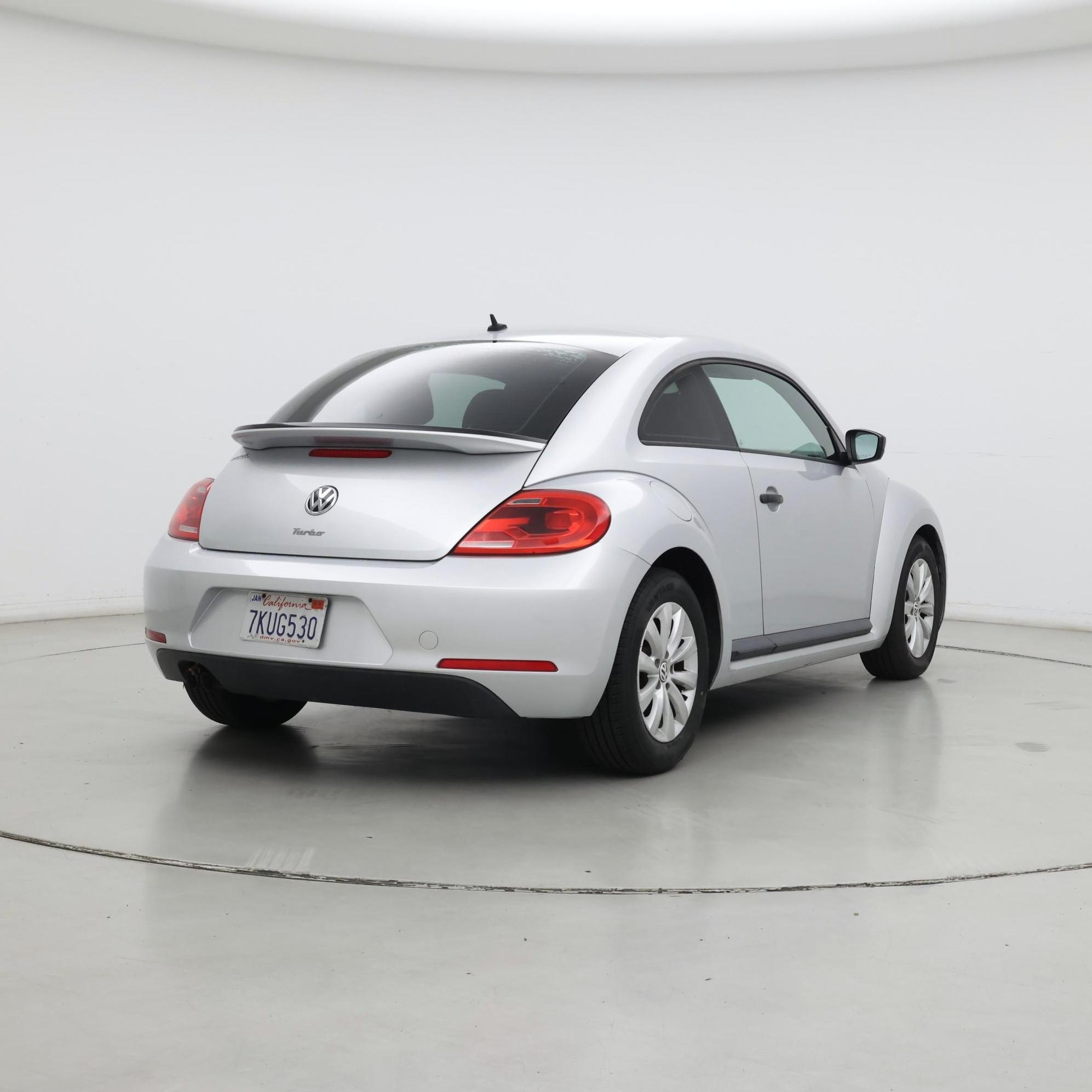 Thumbnail: 2016 Volkswagen Beetle - 8
