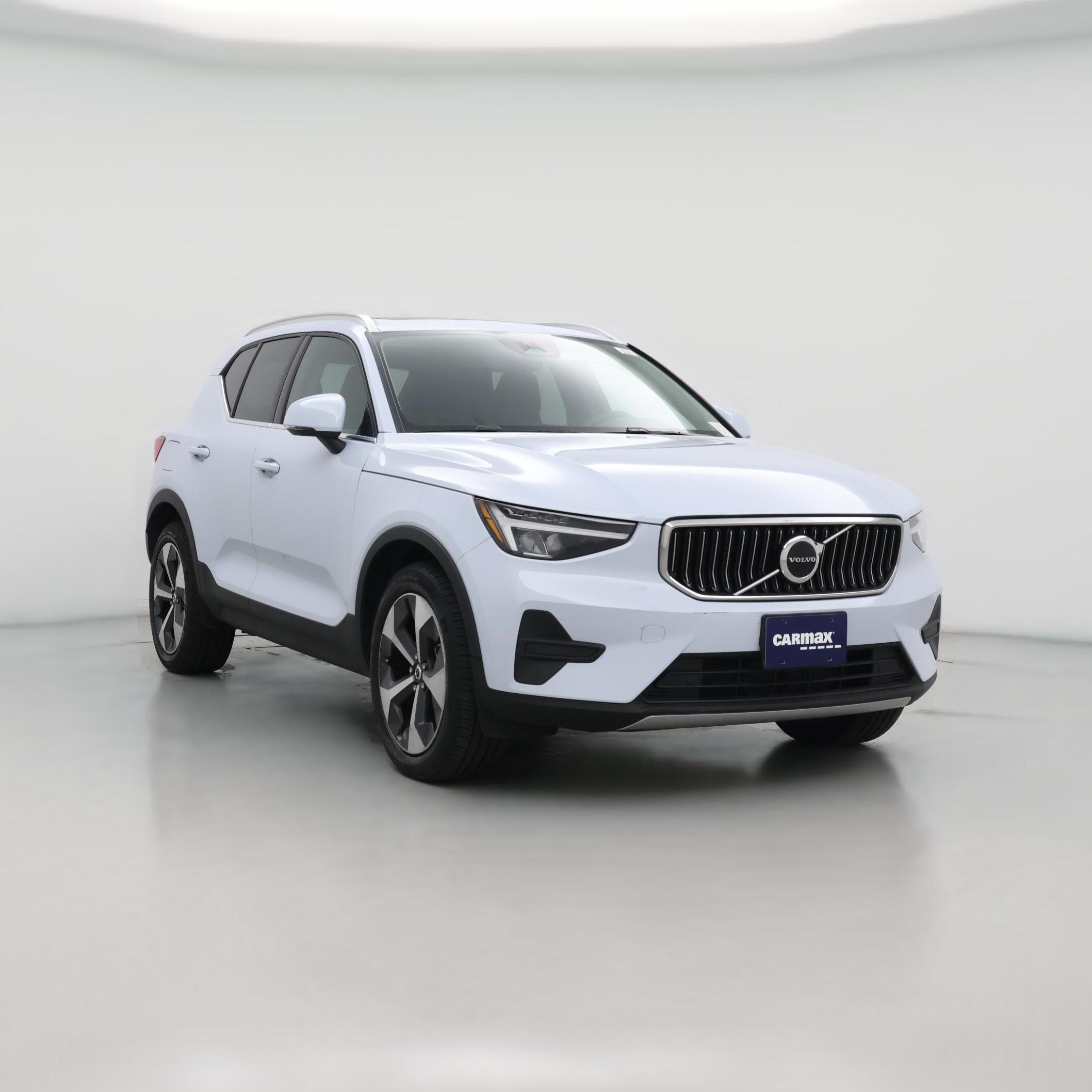 Thumbnail: 2024 Volvo XC40 - 1