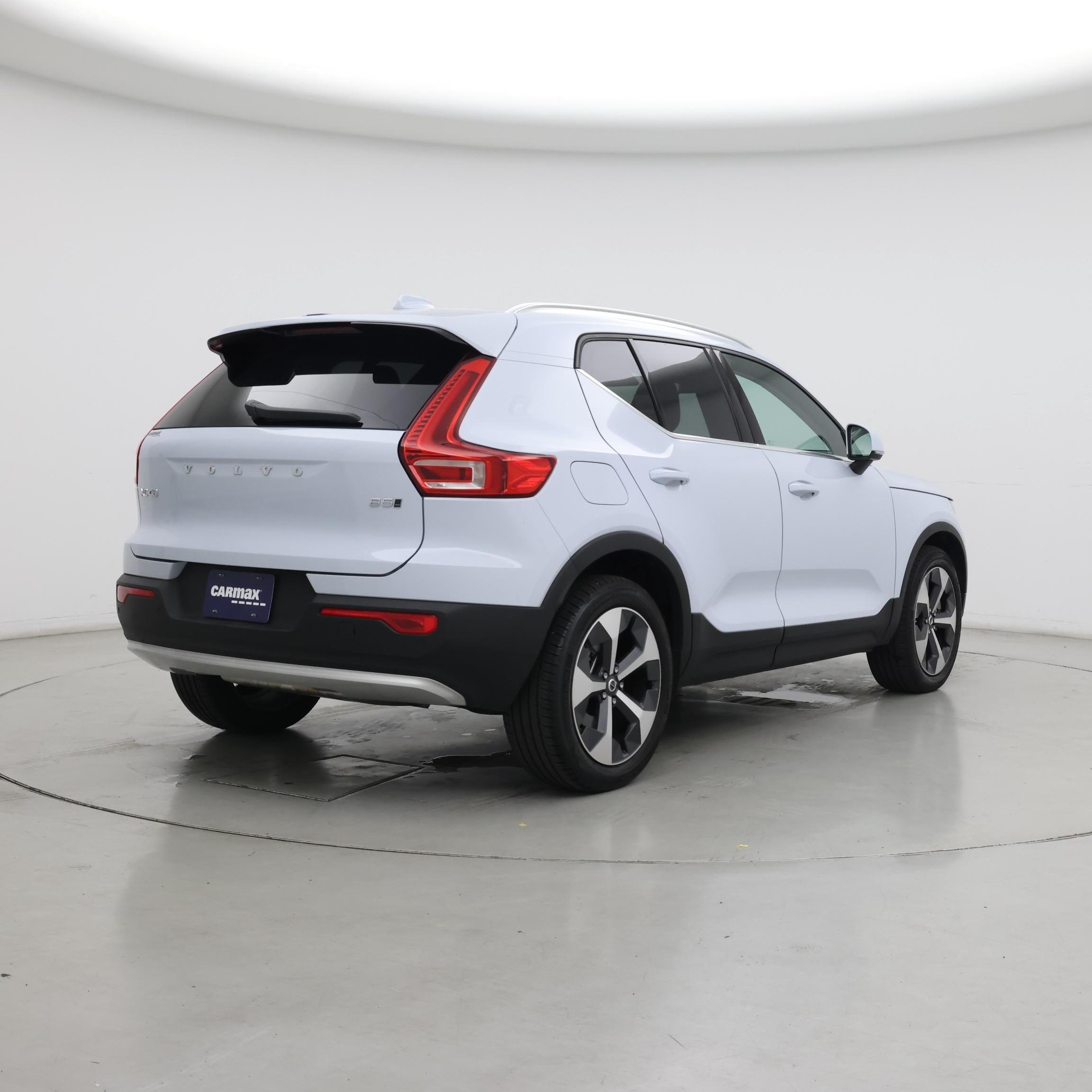 Thumbnail: 2024 Volvo XC40 - 8