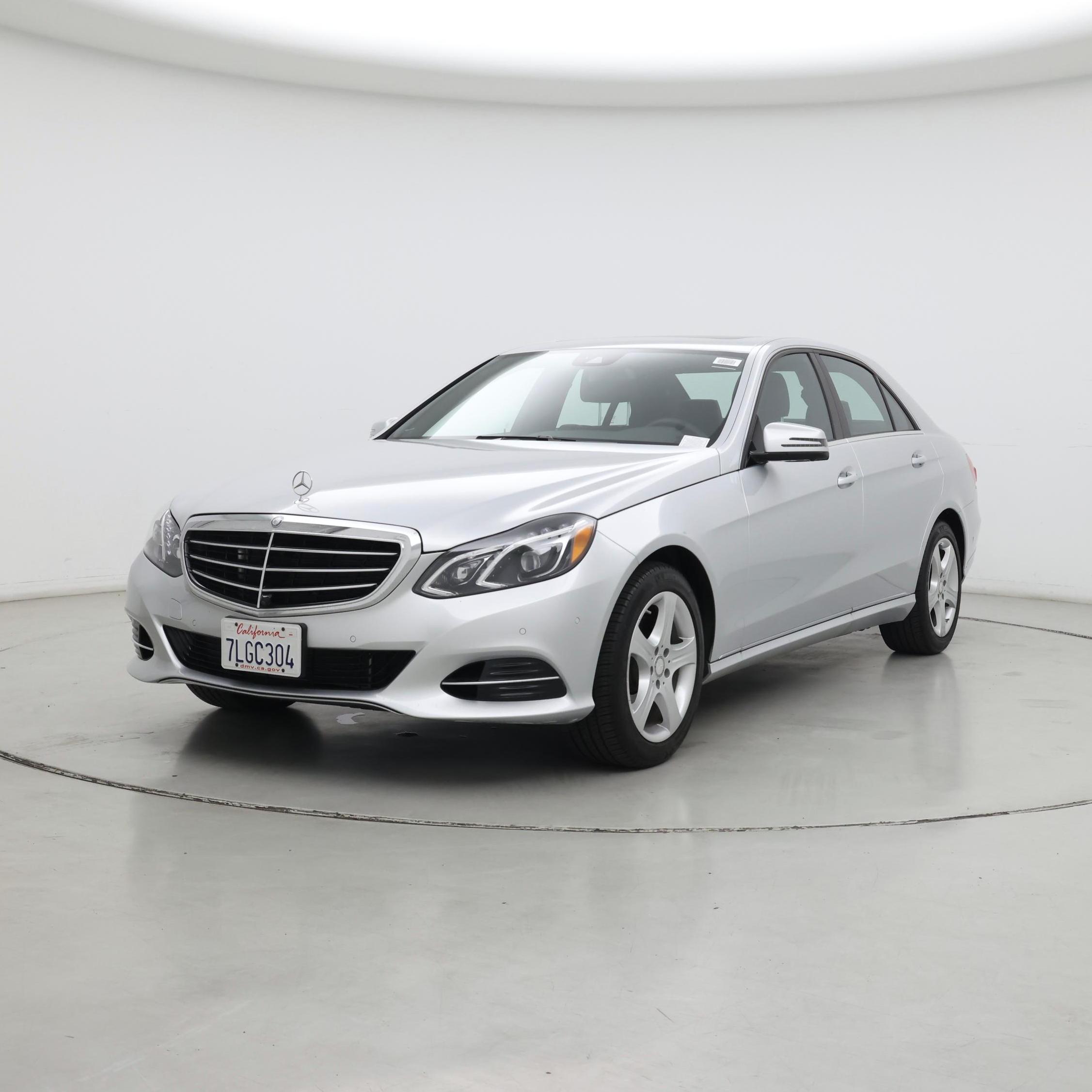 Thumbnail: 2016 Mercedes-Benz E-Class - 4