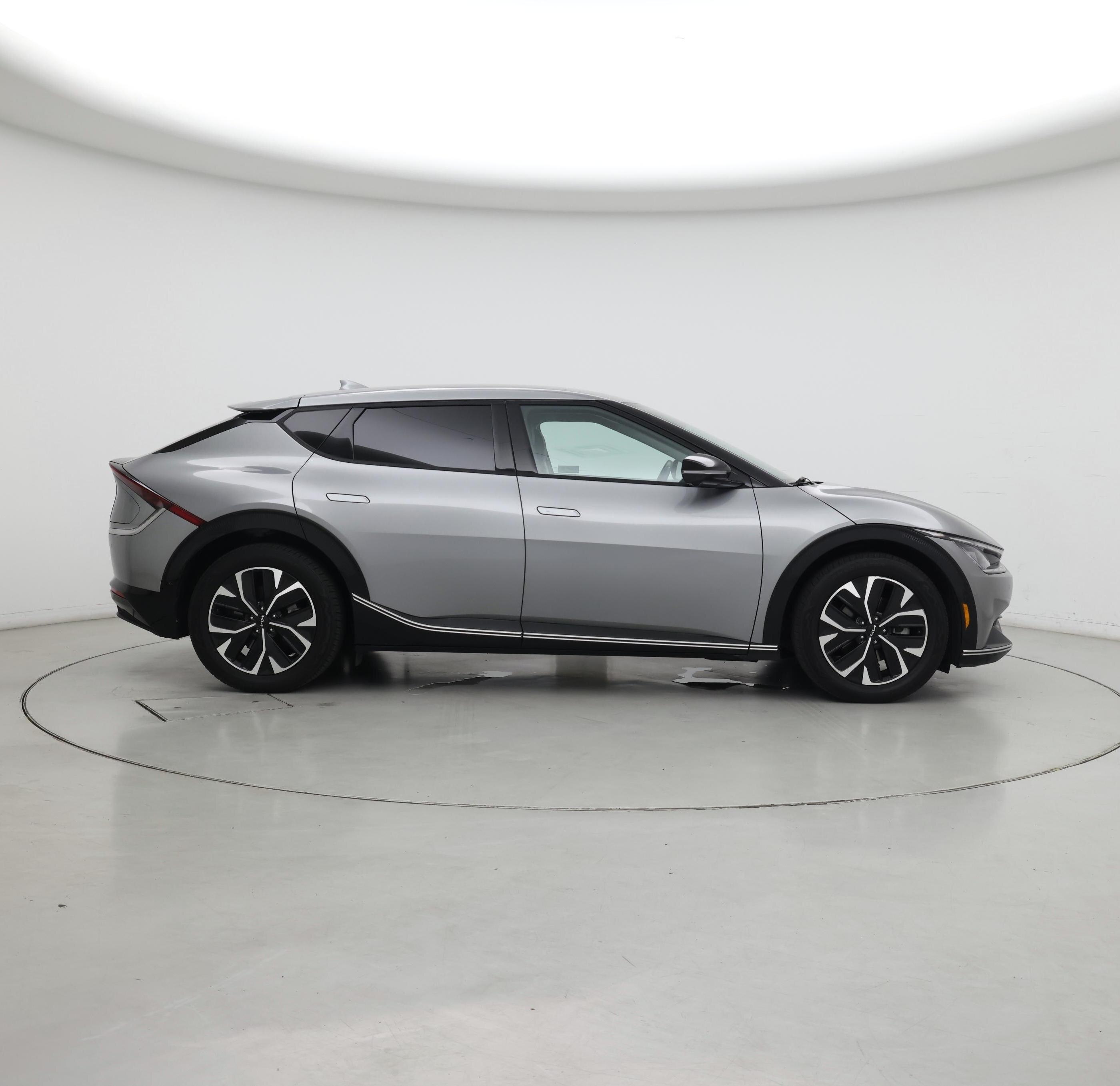 Thumbnail: 2022 Kia EV6 - 7