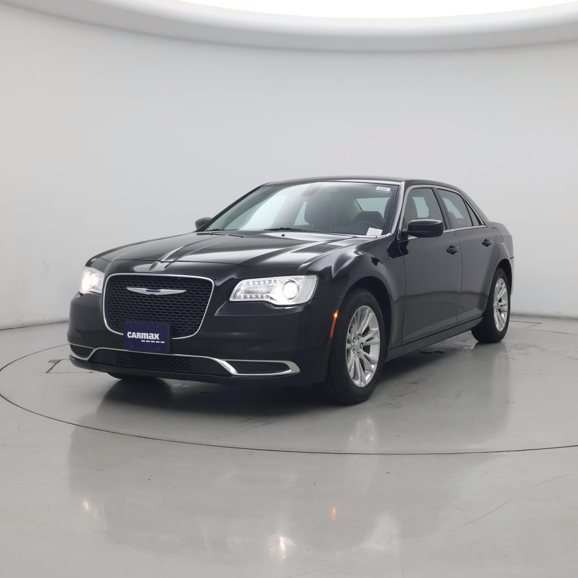 Thumbnail: 2018 Chrysler 300 - 4