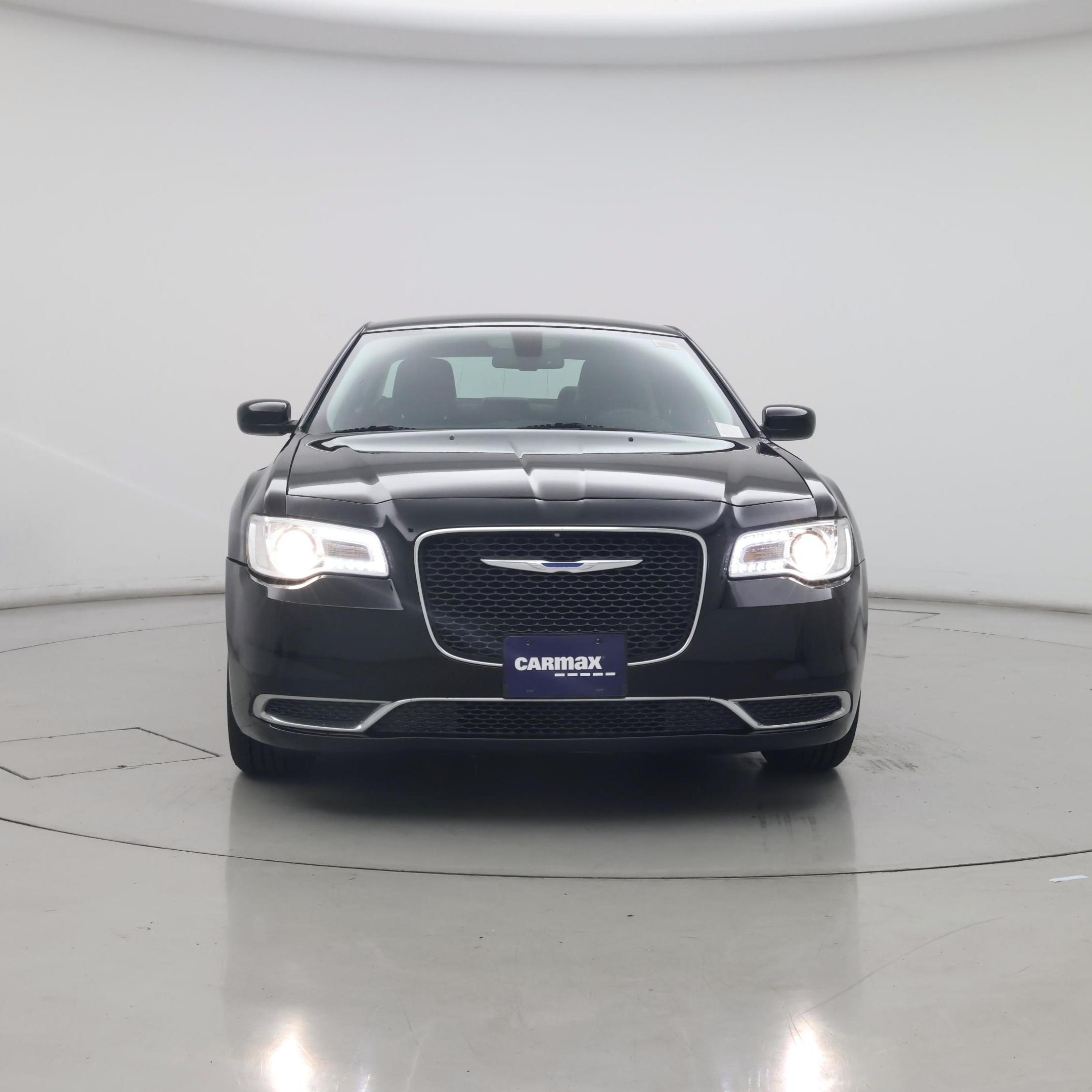 Thumbnail: 2018 Chrysler 300 - 5