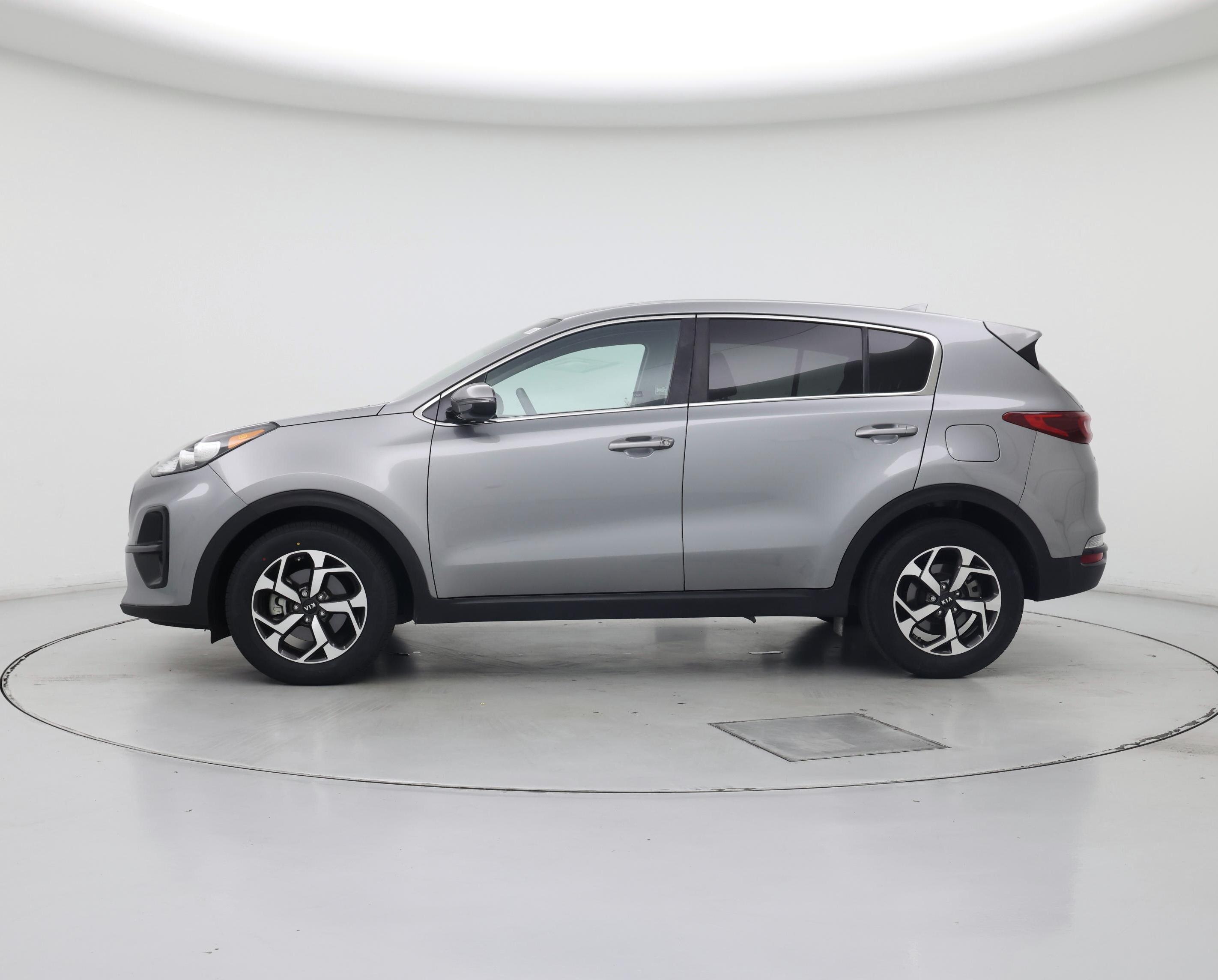Thumbnail: 2021 Kia Sportage - 3