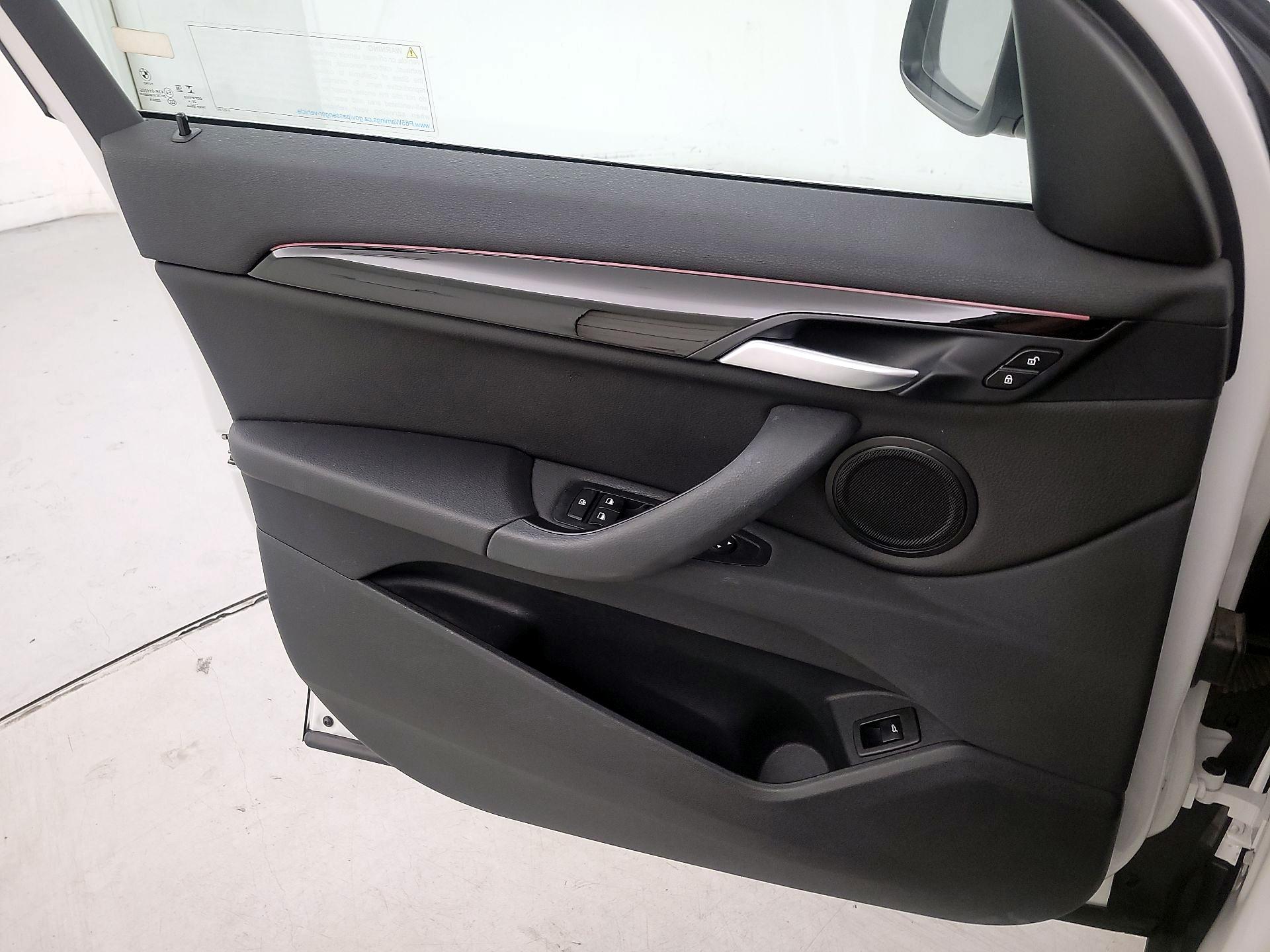 Thumbnail: 2021 BMW X1 - 12