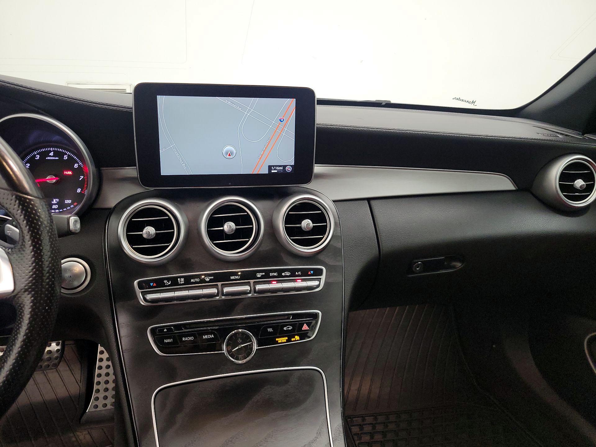 Thumbnail: 2017 Mercedes-Benz C-Class - 9