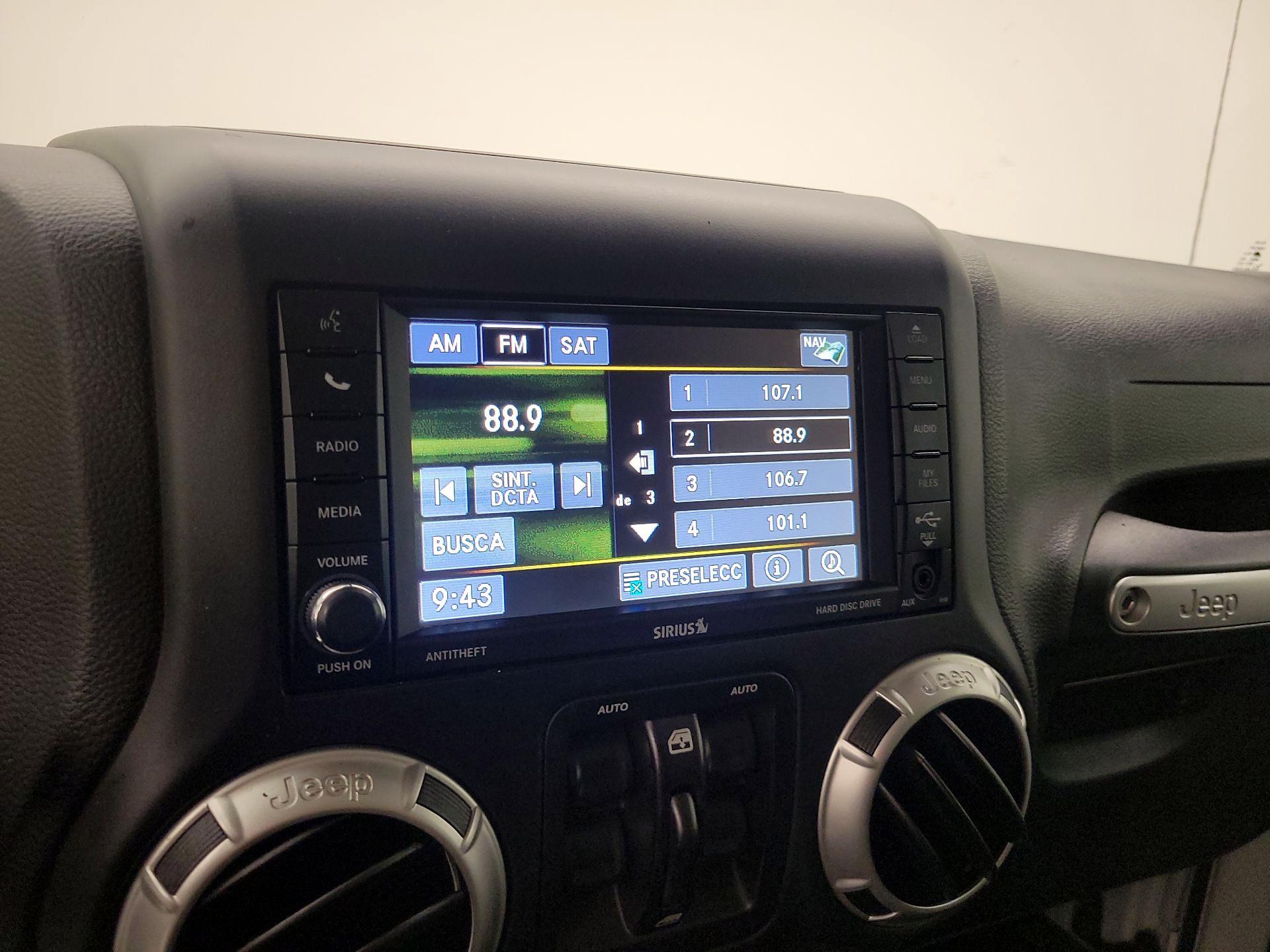Thumbnail: 2016 Jeep Wrangler - 13