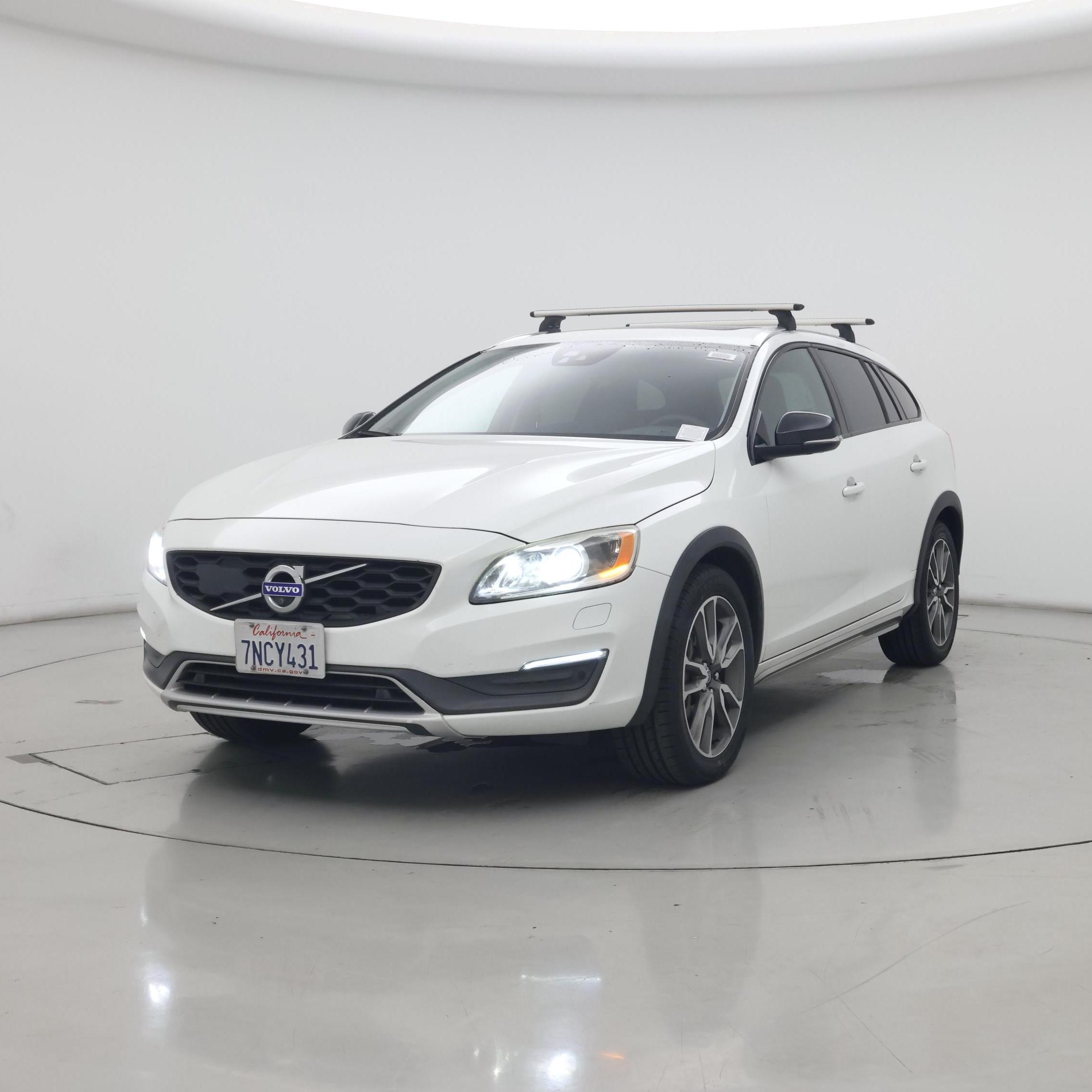 Thumbnail: 2016 Volvo S60 - 4