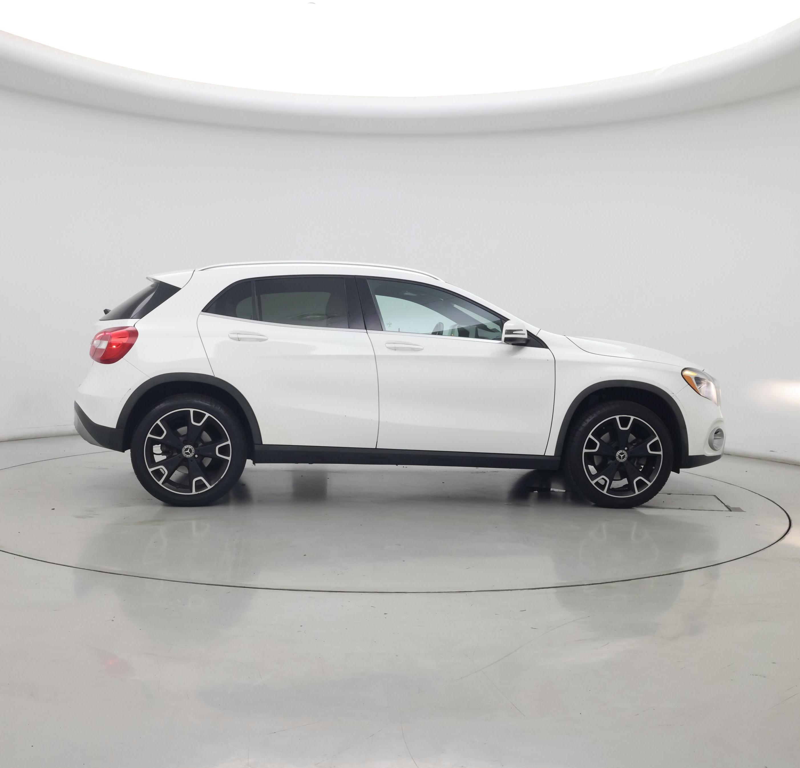 Thumbnail: 2018 Mercedes-Benz GLA - 7