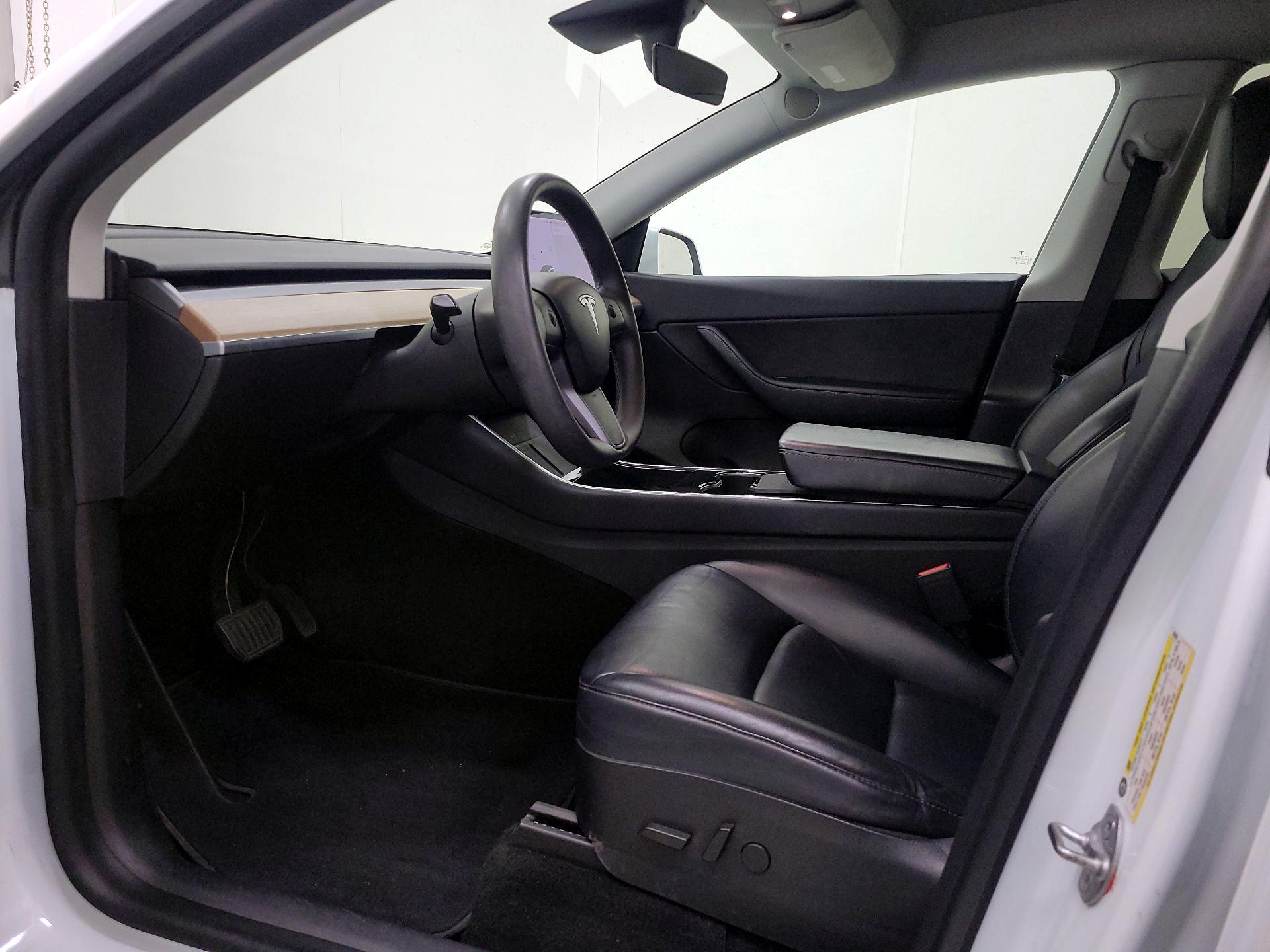 Thumbnail: 2020 Tesla Model Y - 11