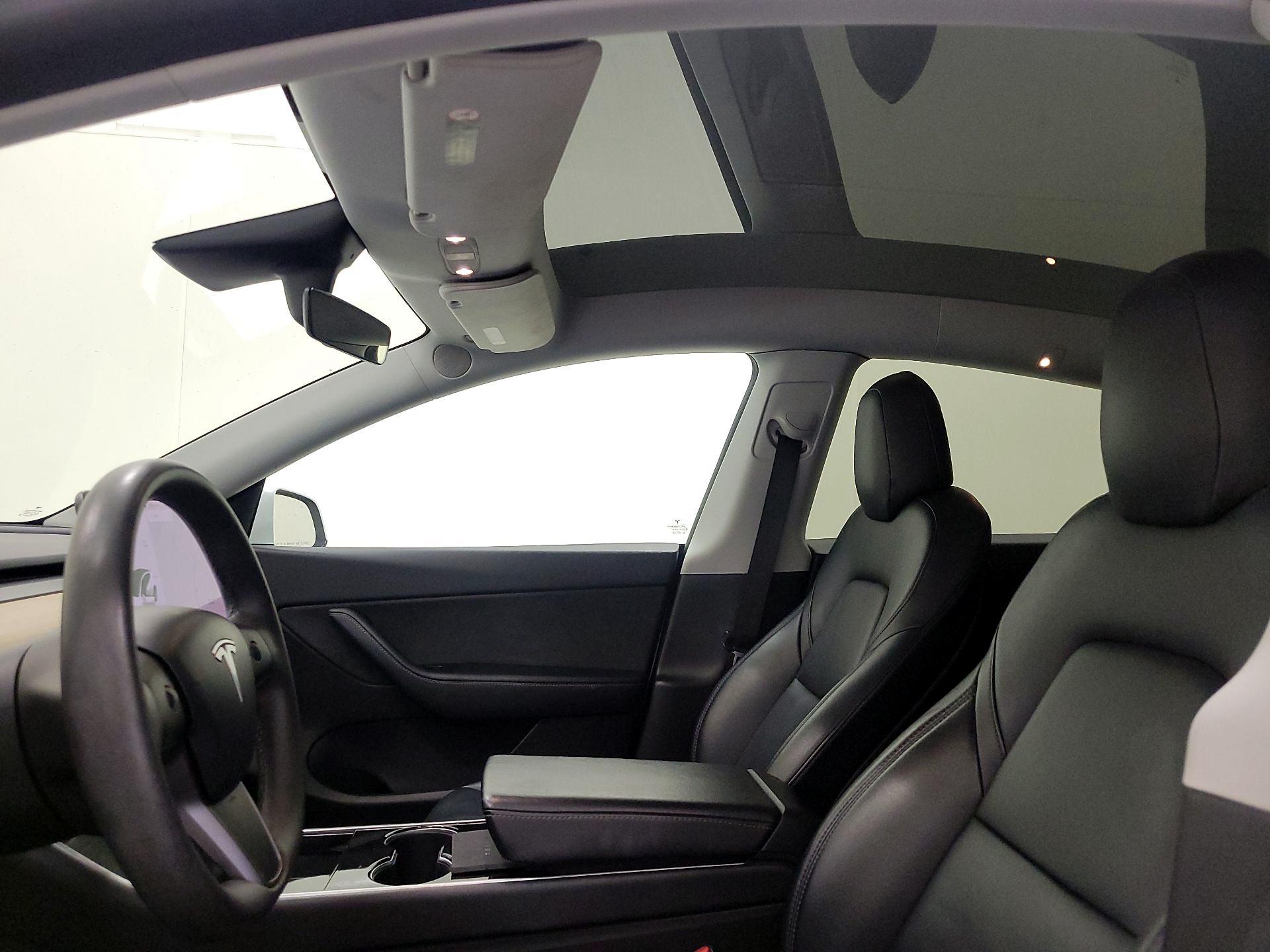 Thumbnail: 2020 Tesla Model Y - 18