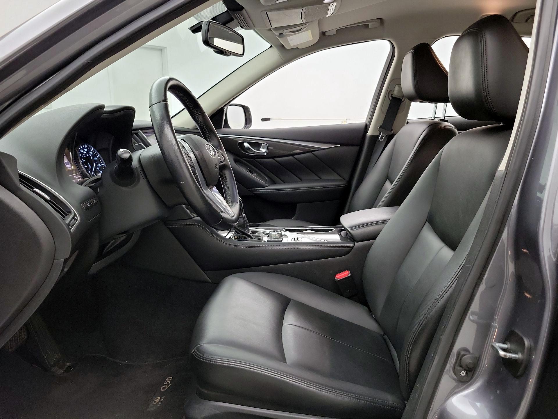 Thumbnail: 2018 INFINITI Q50 - 11