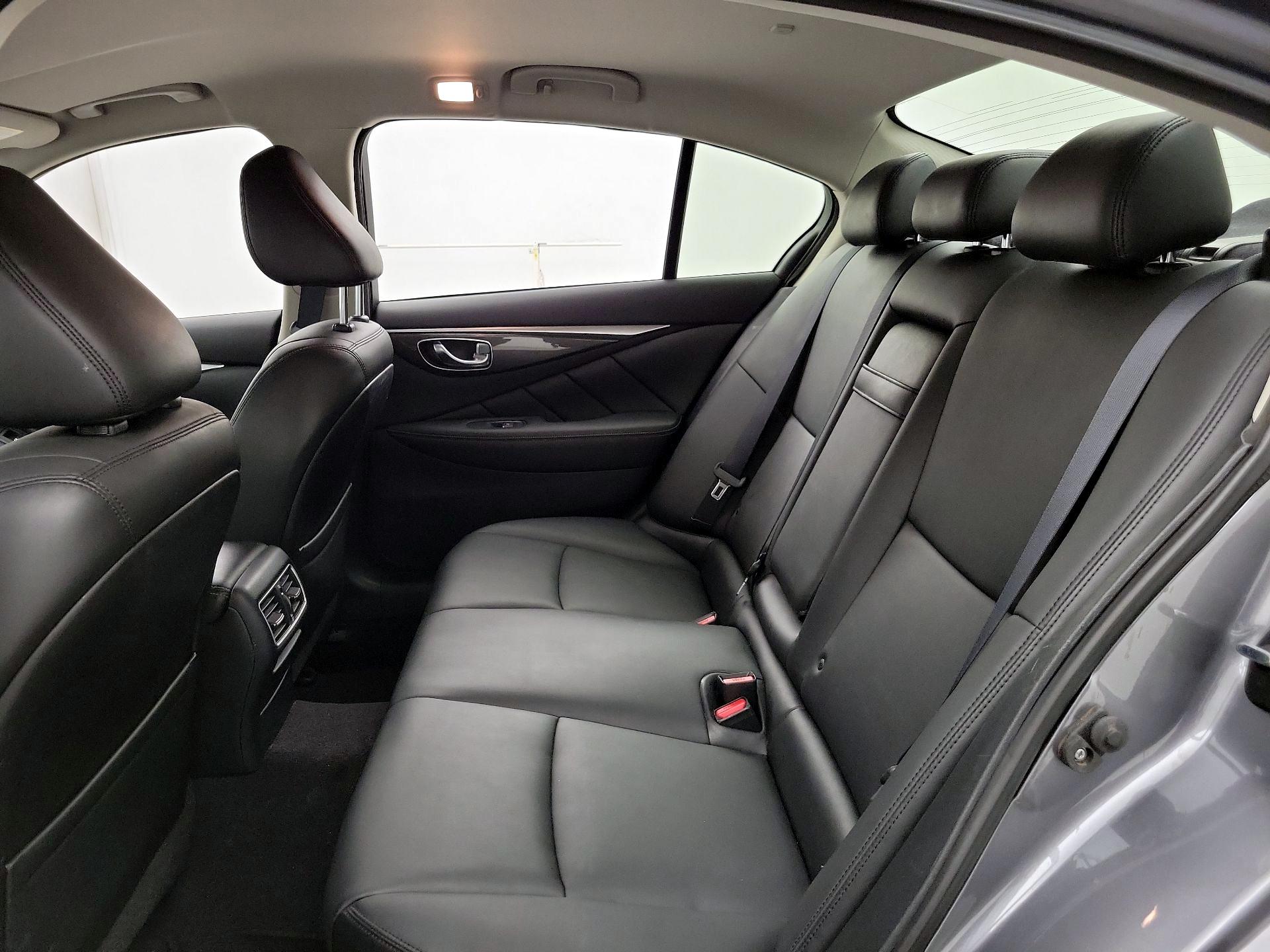 Thumbnail: 2018 INFINITI Q50 - 19