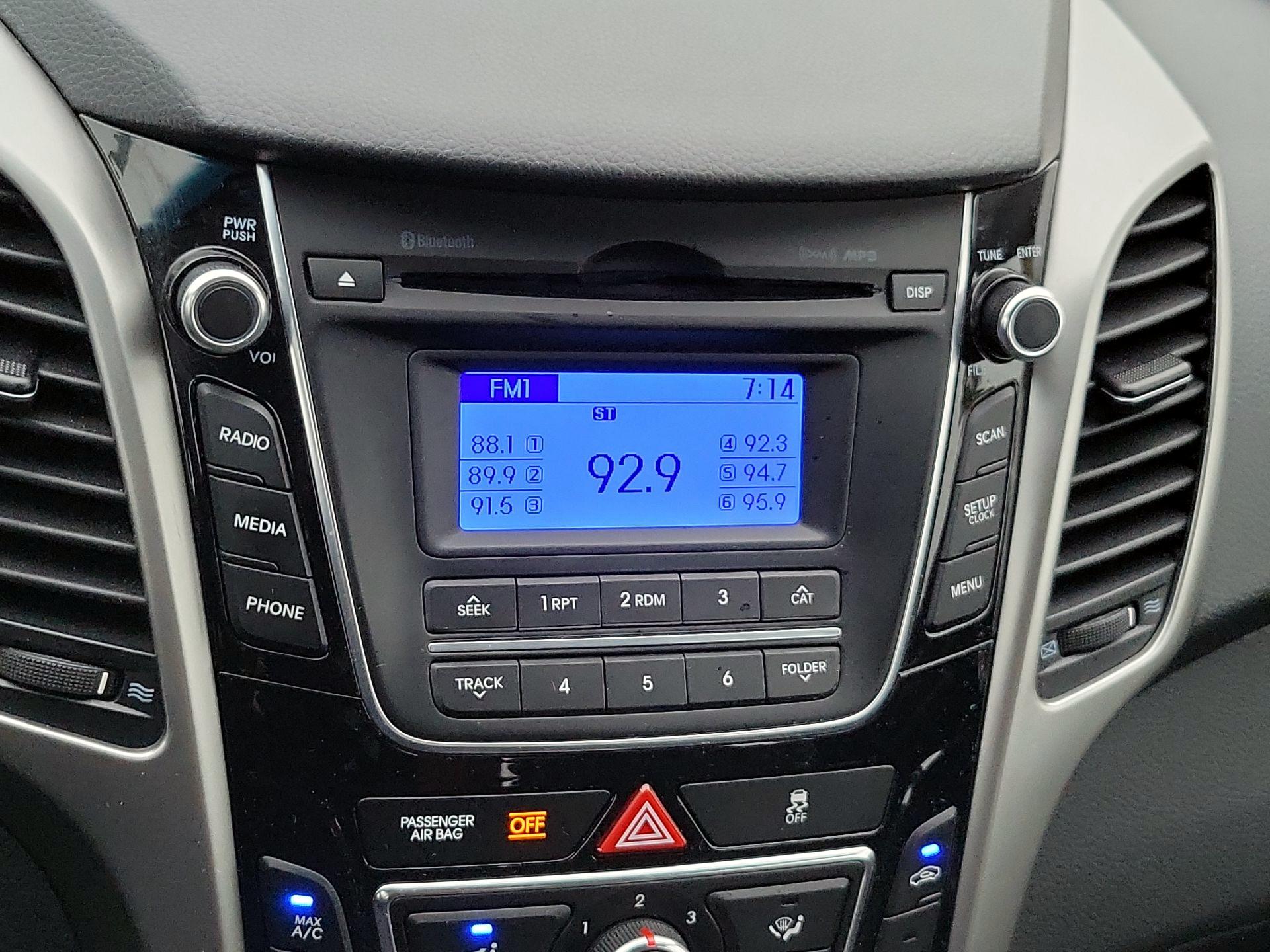 Thumbnail: 2014 Hyundai Elantra - 14